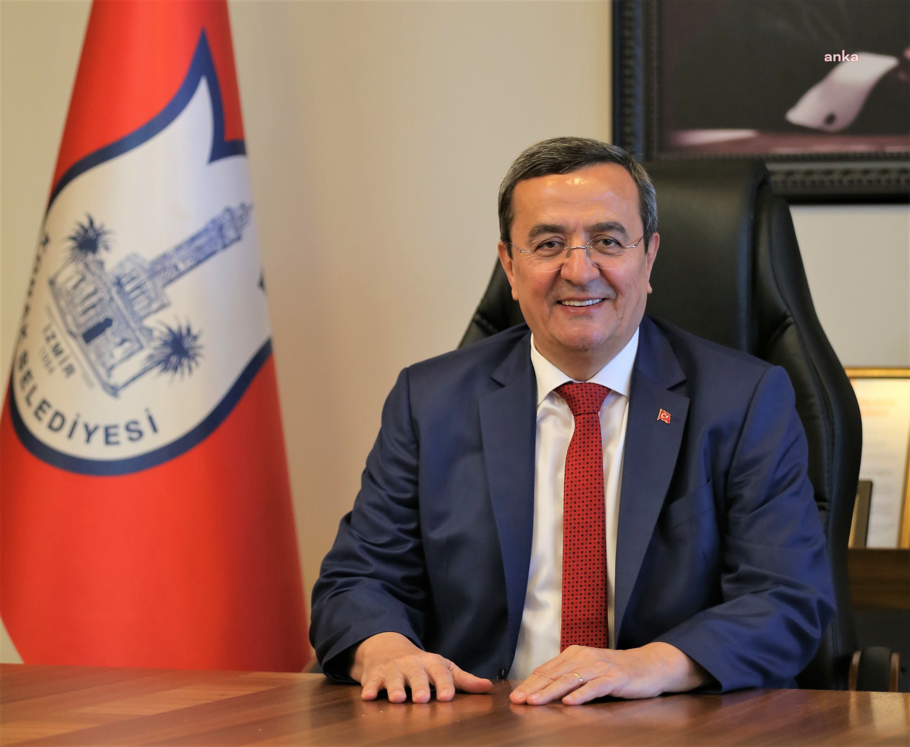 KONAK BELEDİYE BAŞKANI BATUR: “İZMİR’İN KALBİNDE ÇAĞDAŞ BİR HAYATI KURMAYA KARARLIYIZ”