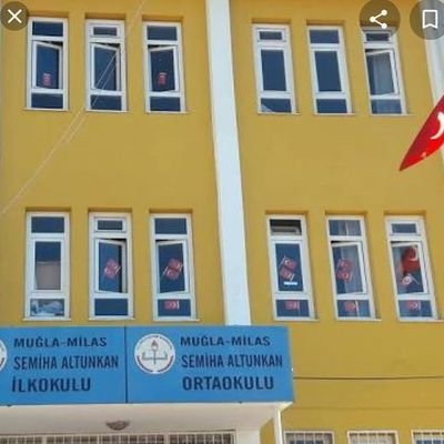 ÖĞRENCİSİNE ŞİDDET UYGULAYAN ÖĞRETMEN ACIĞA ALINDI
