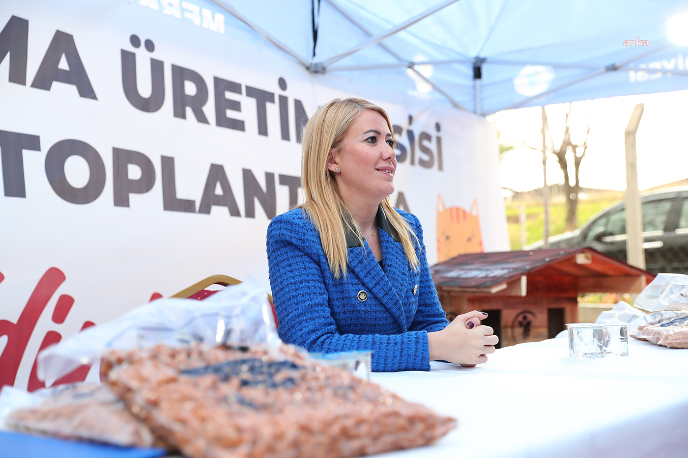 MERKEZEFENDİ BELEDİYESİ'NİN PET KAFE VE MAMA ÜRETİM TESİSİ 1 YAŞINDA