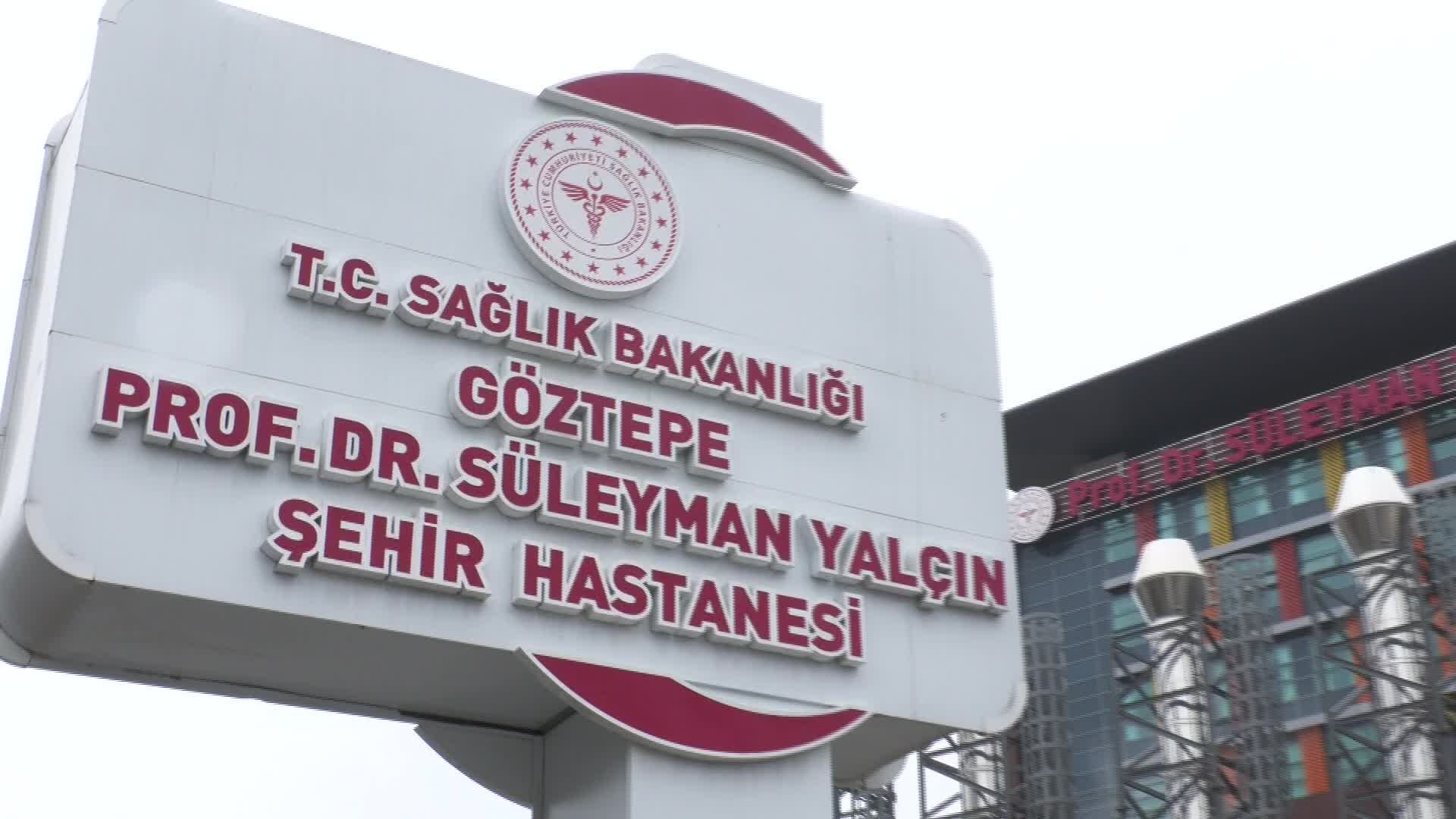 VATANDAŞLAR YILIN İLK GÜNÜ AŞIYA KOŞTU