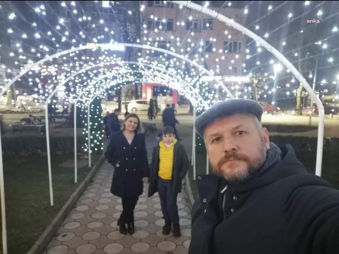 İZMİT BELEDİYE BAŞKANI HÜRRİYET YENİ YILA İZMİTLİLER İLE BİRLİKTE GİRDİ