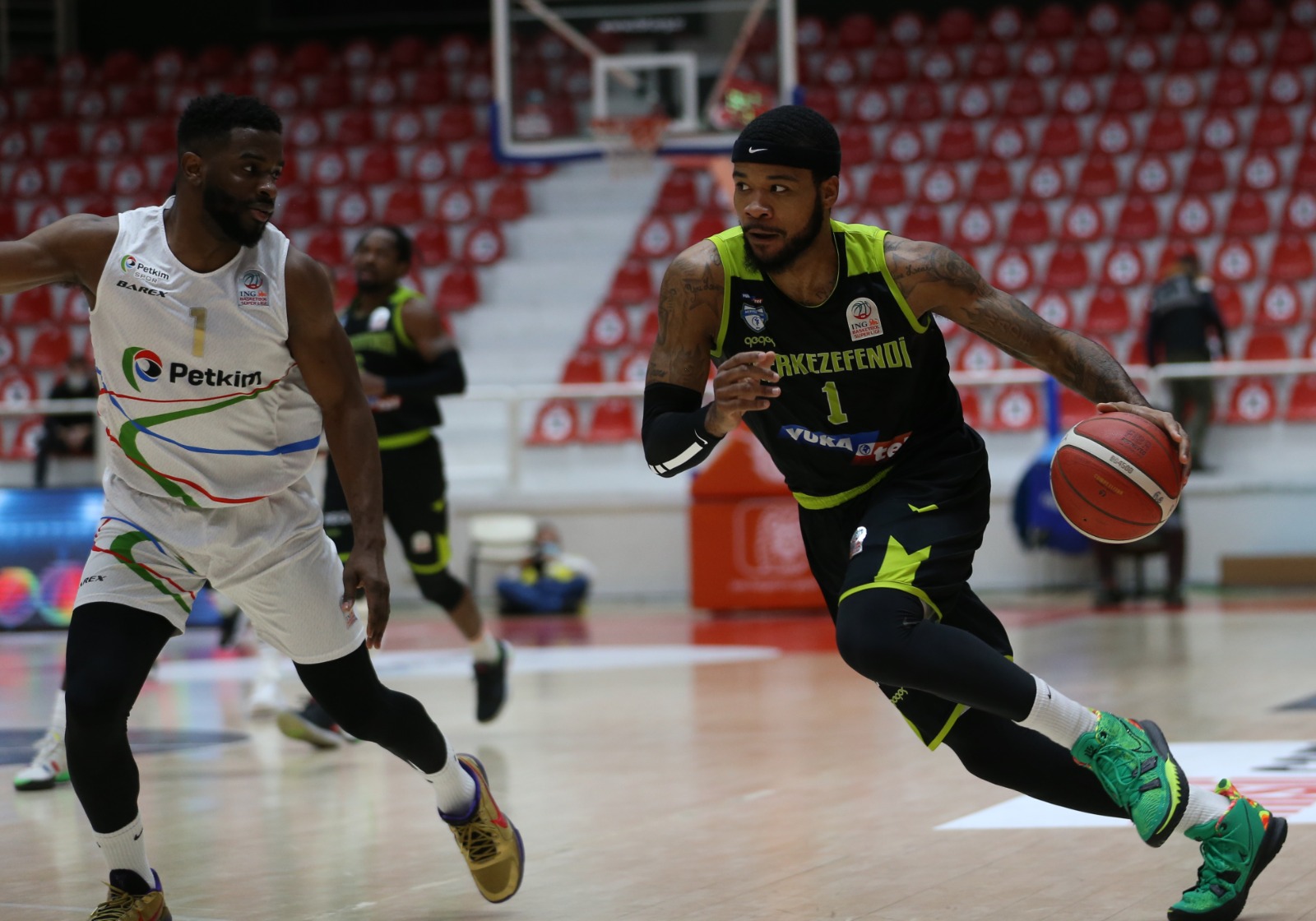 BASKETBOL SÜPER LİGİNE KORONA ENGELİ