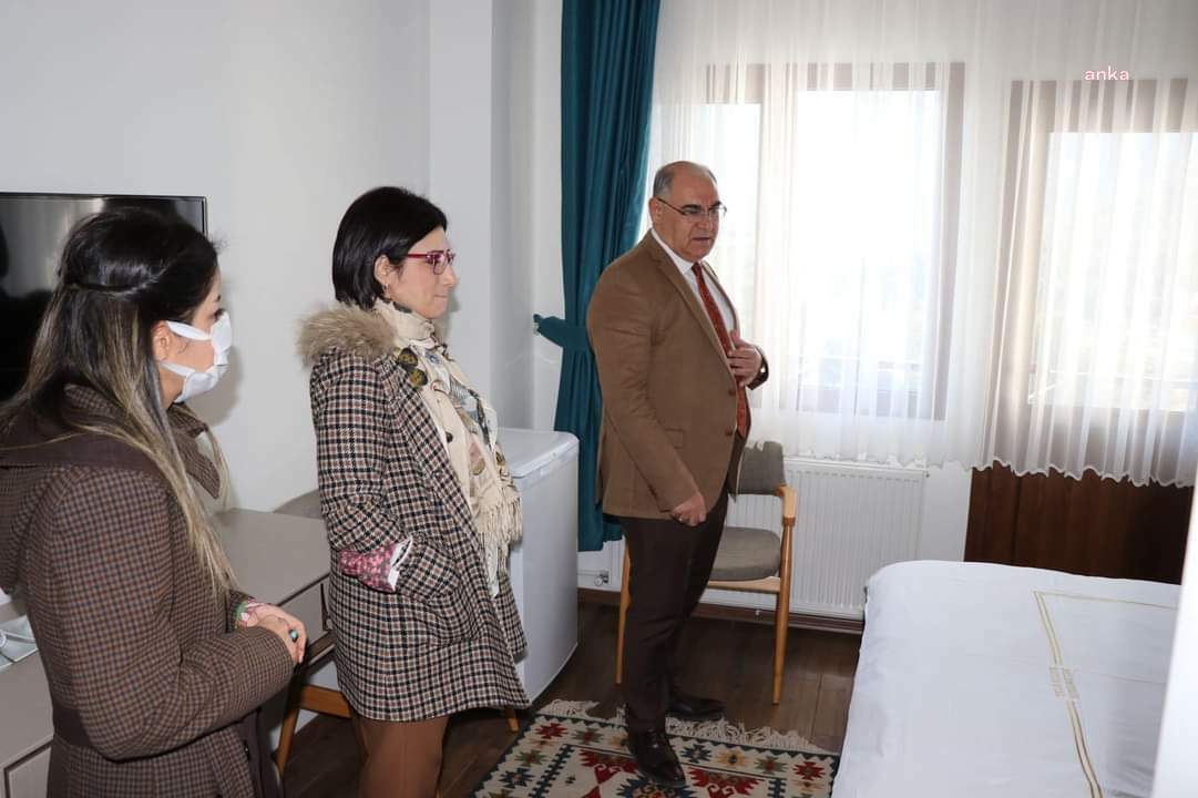 POZANTI MESLEK YÜKSEK OKULU ÖĞRETİM ÜYELERİ BELEMEDİK BUTİK OTELDEYDİ