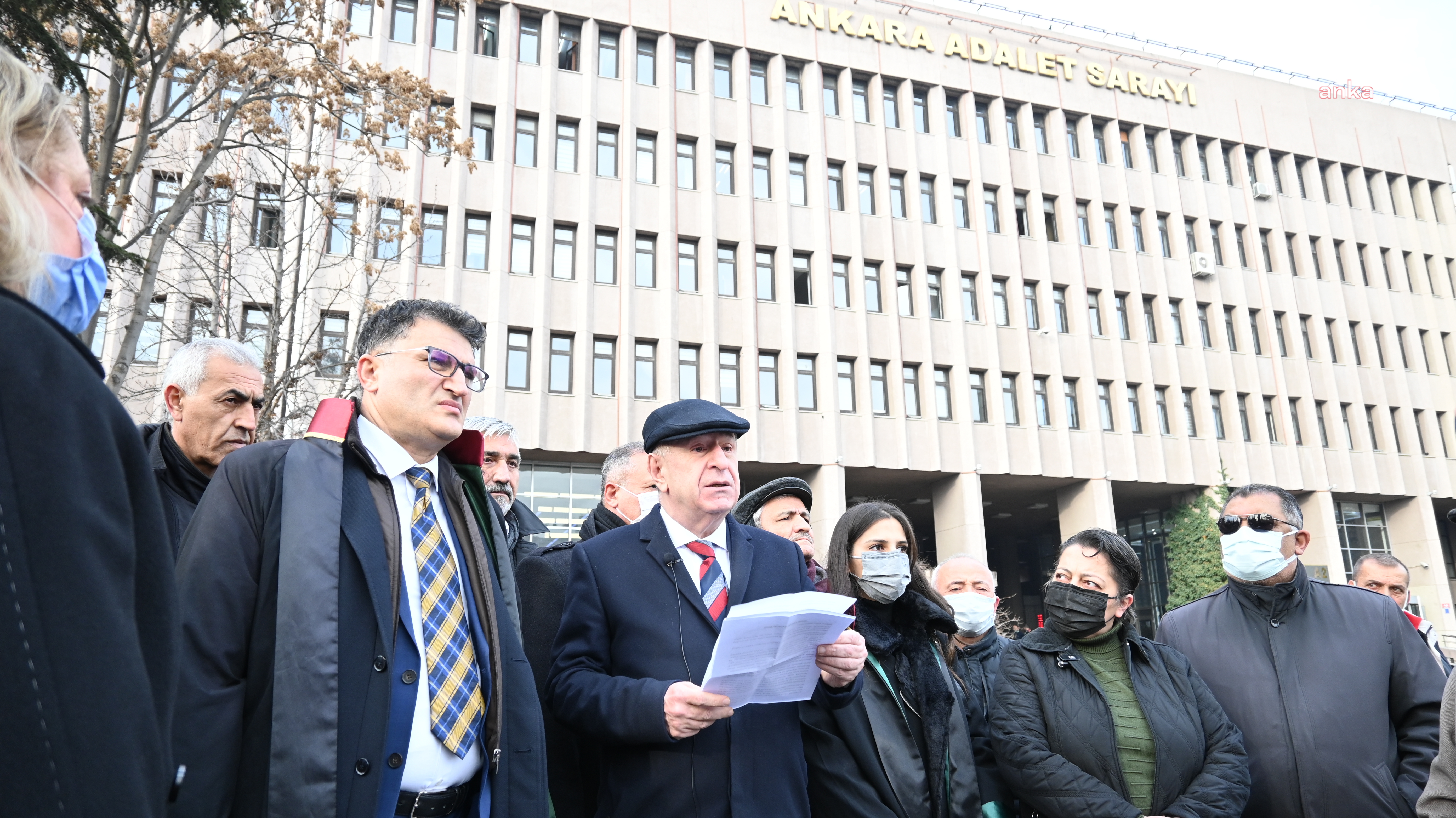 ZAFER PARTİSİ’NDEN, “DÖVİZ KURLARINDA MANİPÜLASYON” İDDİASIYLA SUÇ DUYURUSU