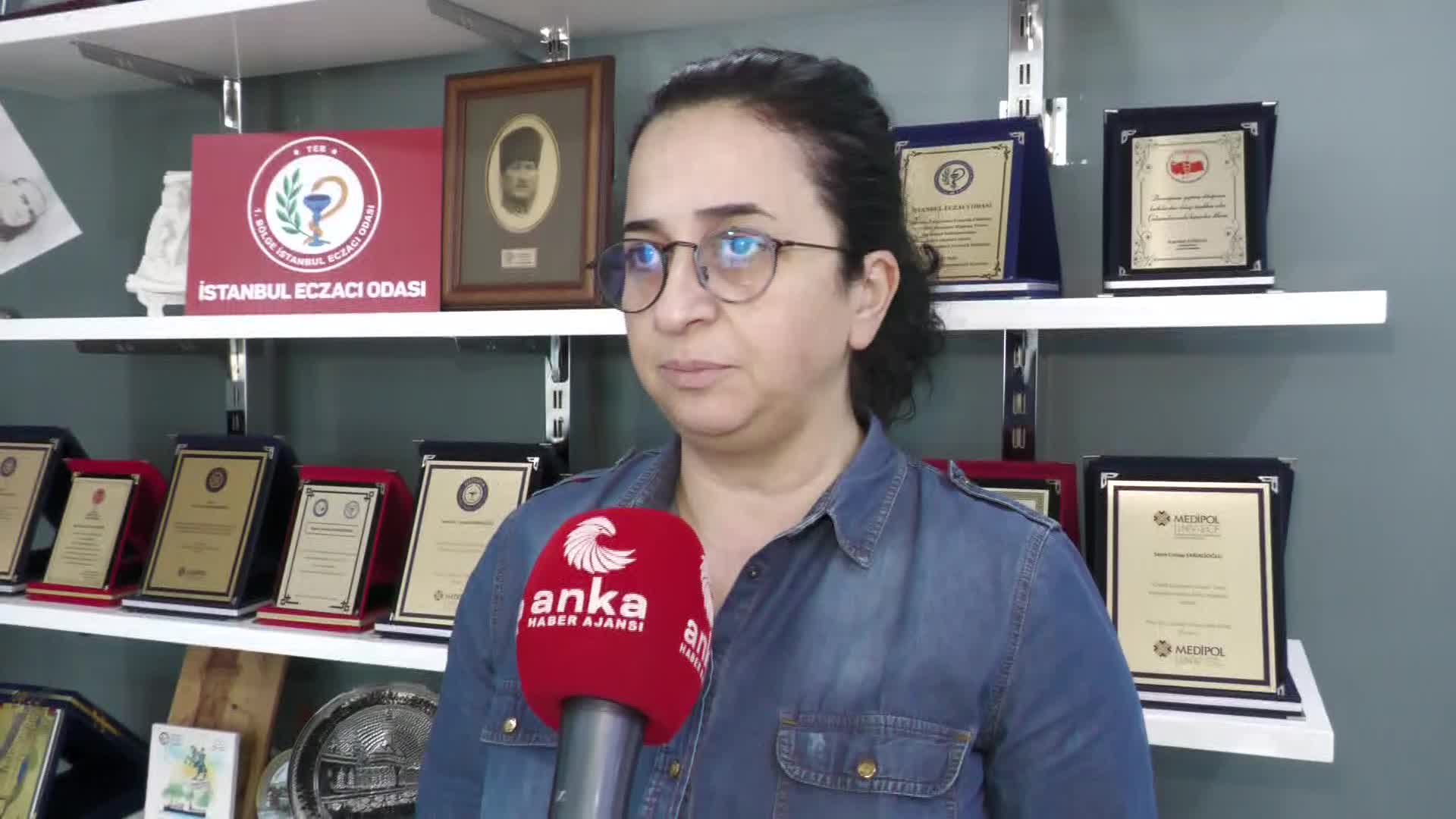 İSTANBUL ECZACI ODASI BAŞKANI ÖZCAN: "TEMİN SIKINTIMIZ CİDDİ BOYUTLARDA. BIÇAK KEMİĞE DAYANDI. BİR AN ÖNCE ÇÖZÜM BULUNMALI"
