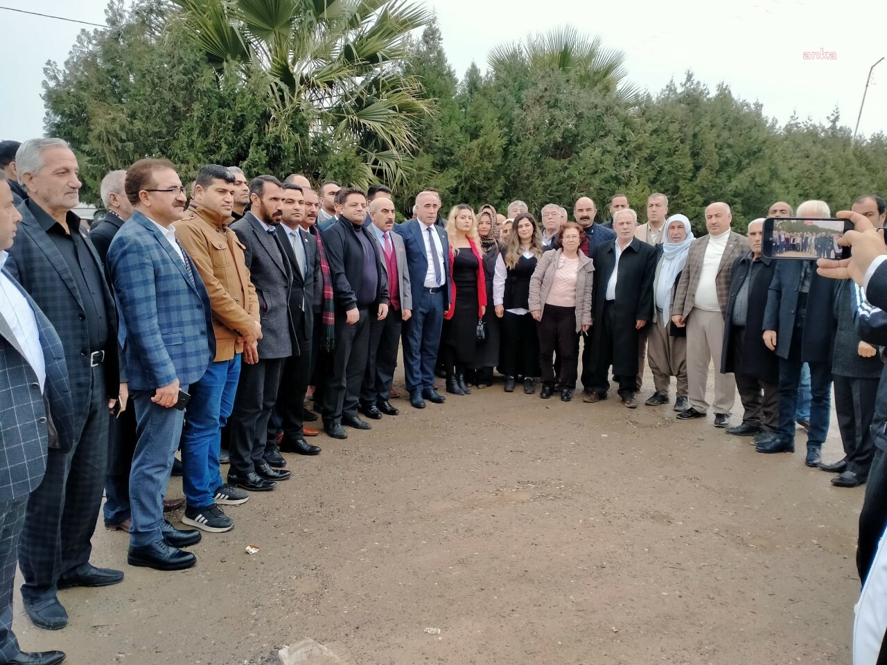 ŞANLIURFA’NIN SURUÇ İLÇESİNDE 3 AŞİRETTEN CHP’YE TOPLU KATILIM