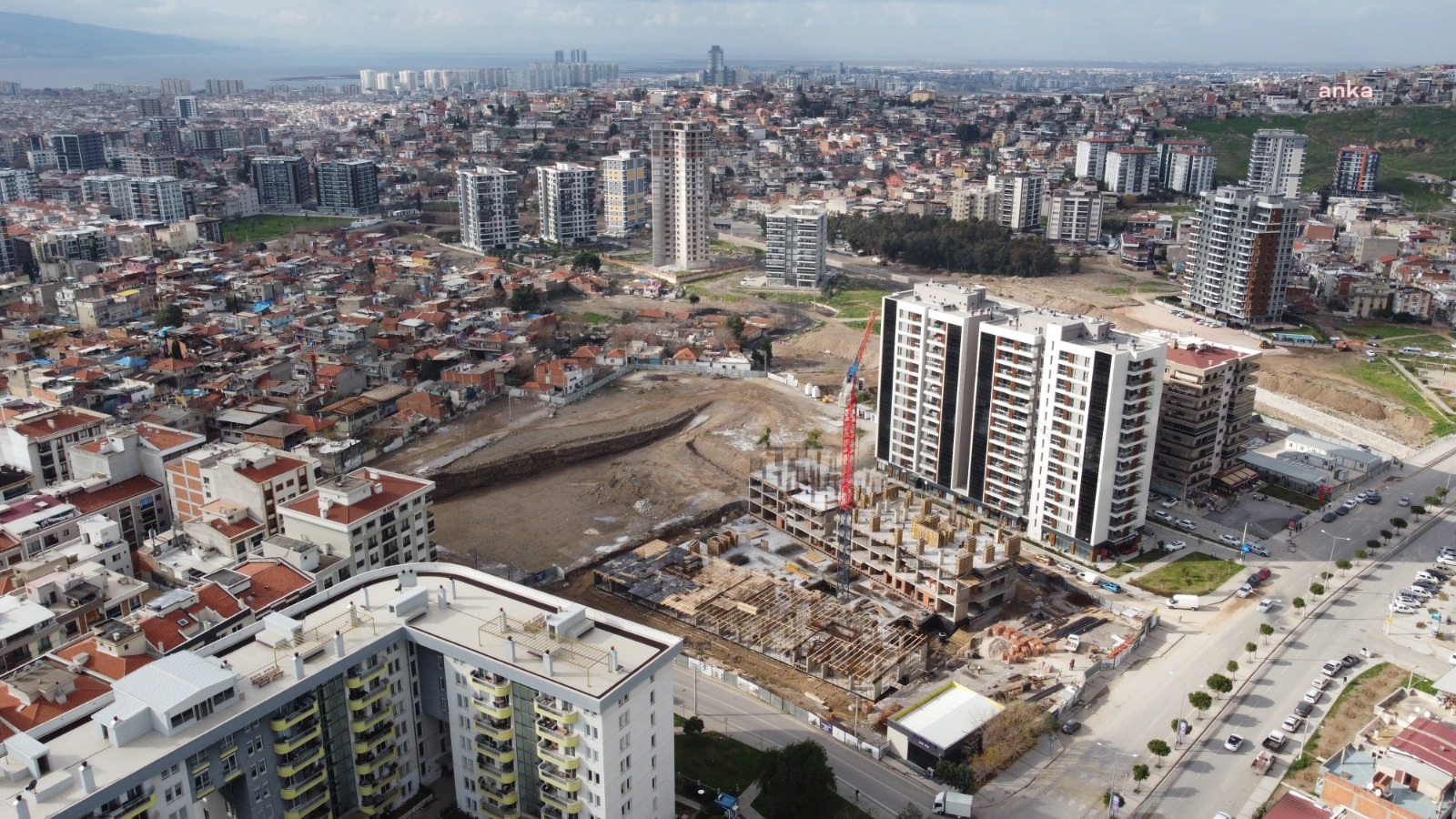 İZMİR ÖRNEKKÖY'DE DÖRDÜNCE ETAP KENTSEL DÖNÜŞÜM İÇİN İMZALAR ATILDI