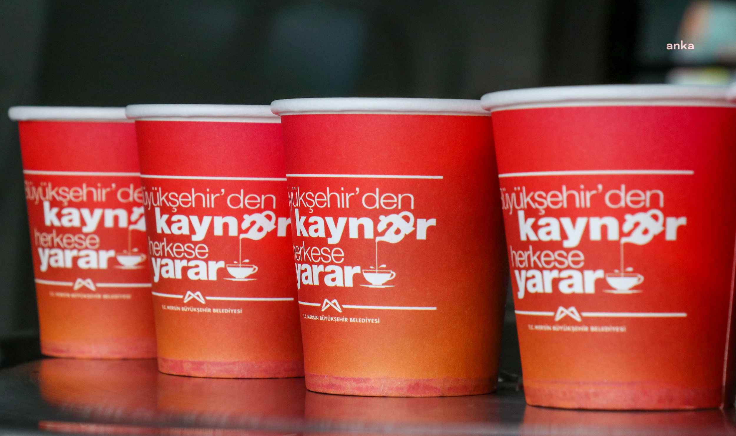 MERSİN BÜYÜKŞEHİR'DEN HAFTANIN 6 GÜNÜ 6 FARKLI NOKTADA 'KAYNAR' İKRAMI