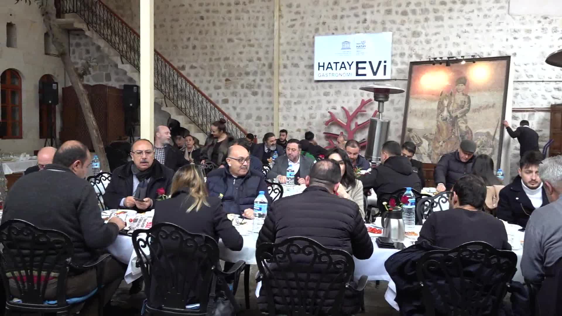 HATAYLI BASIN MENSUPLARI KAHVALTIDA BULUŞTU