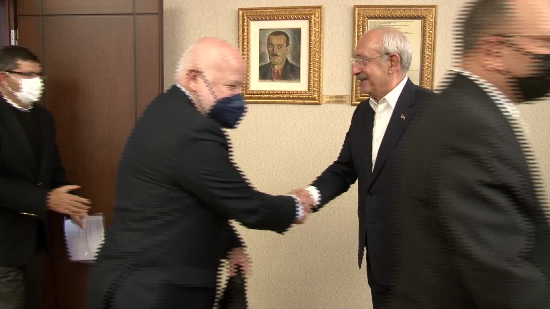 KILIÇDAROĞLU, BASIN KONSEYİ BAŞKANI PINAR TÜRENÇ VE BERABERİNDEKİ HEYETİ AĞIRLADI