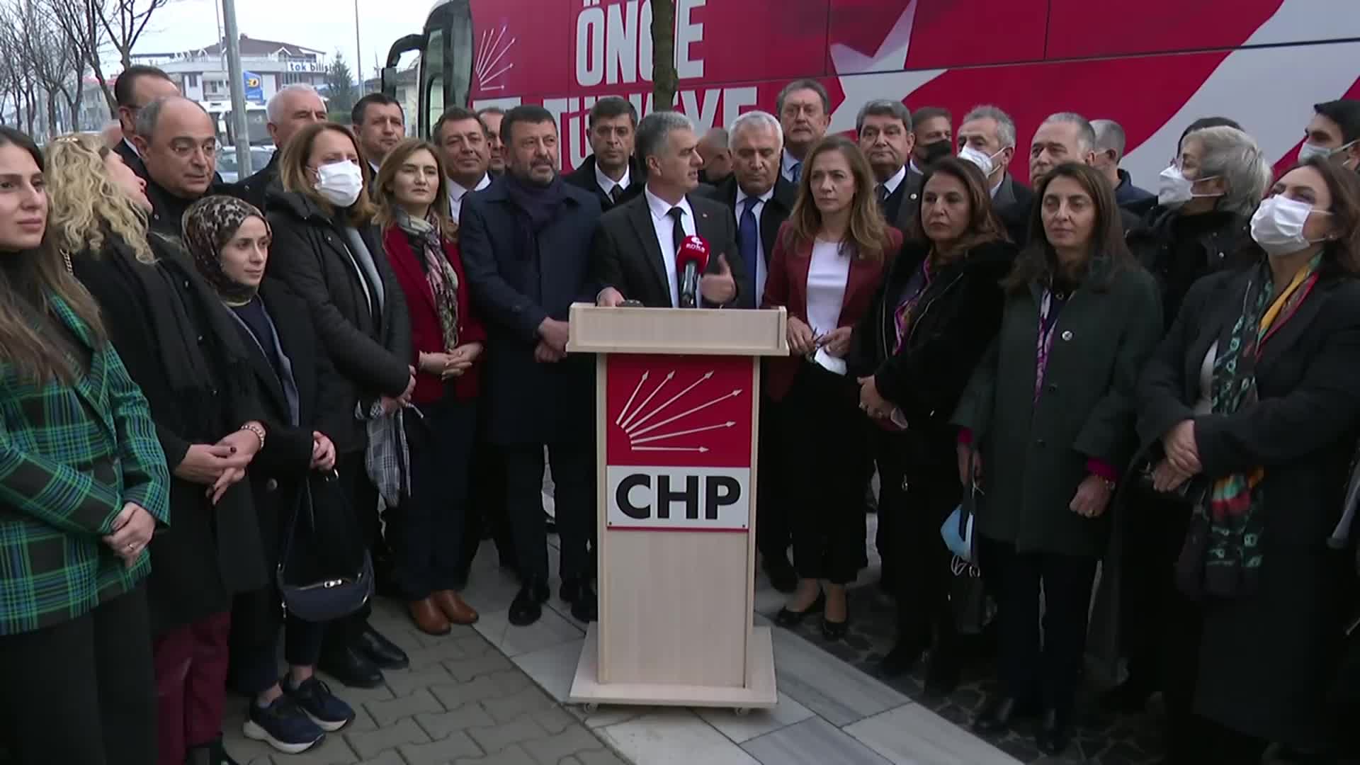 CHP HEYETİ DÜZCE’DE. AĞBABA: "BÜYÜKELÇİLİKLER AKP’Lİ ESKİ VEKİLLERİN İŞ BULMA KURUMUNA DÖNÜŞTÜ"