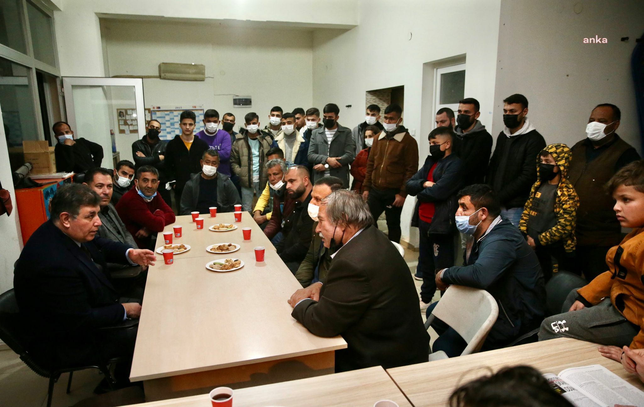 KARŞIYAKA BELEDİYE BAŞKANI CEMİL TUGAY'DAN ROMAN GENÇLERE DESTEK
