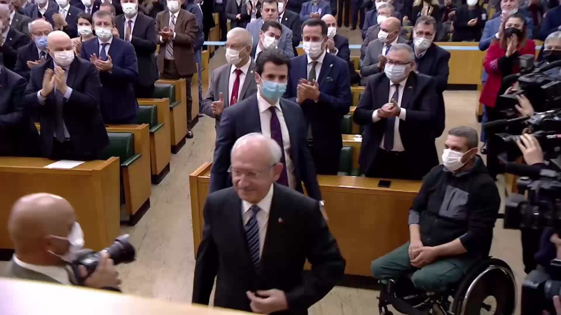 KILIÇDAROĞLU: AK PARTİ VE MHP MİLLETVEKİLLERİ SOYGUNCULARIN YANINDA YER ALMIŞTIR