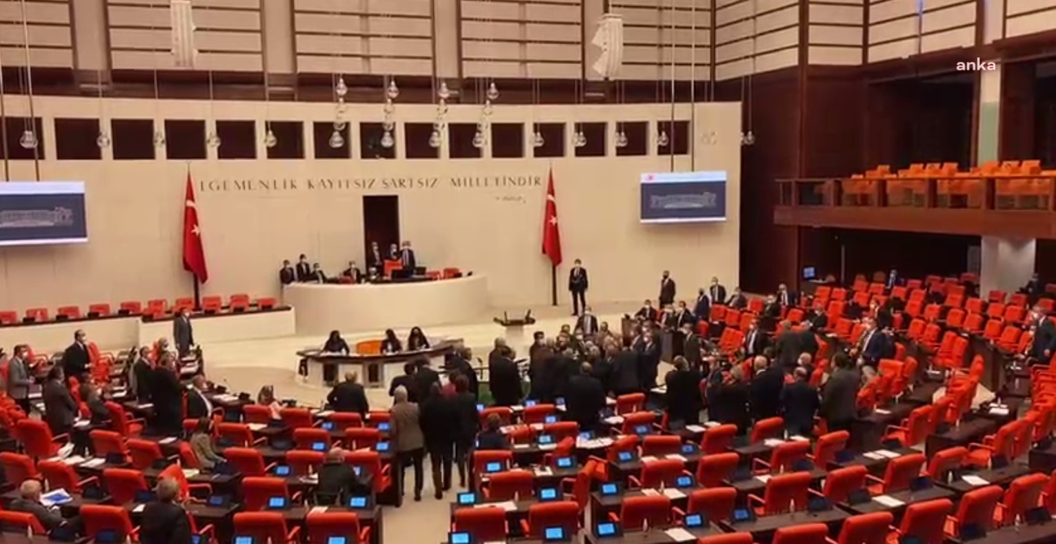 TBMM GENEL KURULU'NDA 'TURKOVAC' TARTIŞMASI
