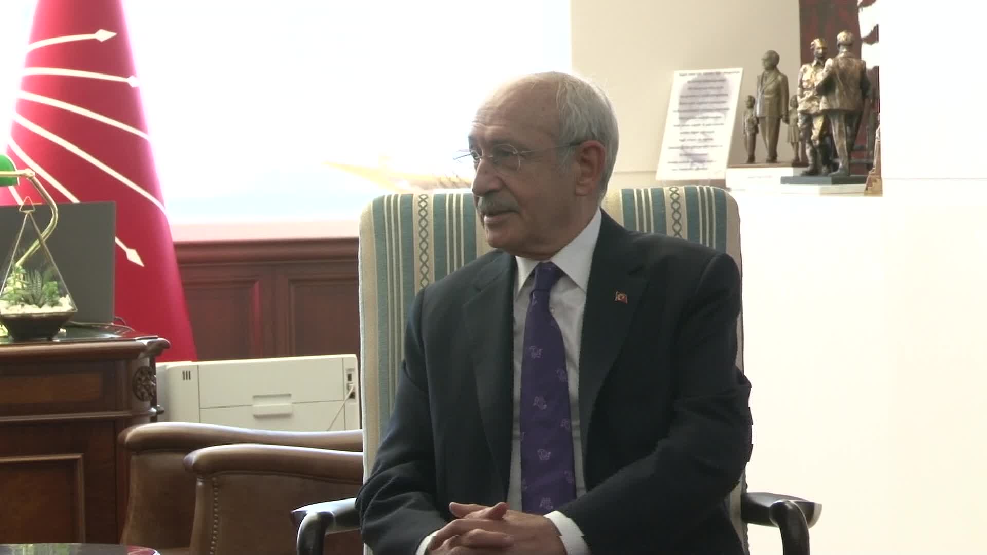 KILIÇDAROĞLU, SOSYALİST ENTERNASYONAL BAŞKANI PAPANDREU İLE GÖRÜŞTÜ