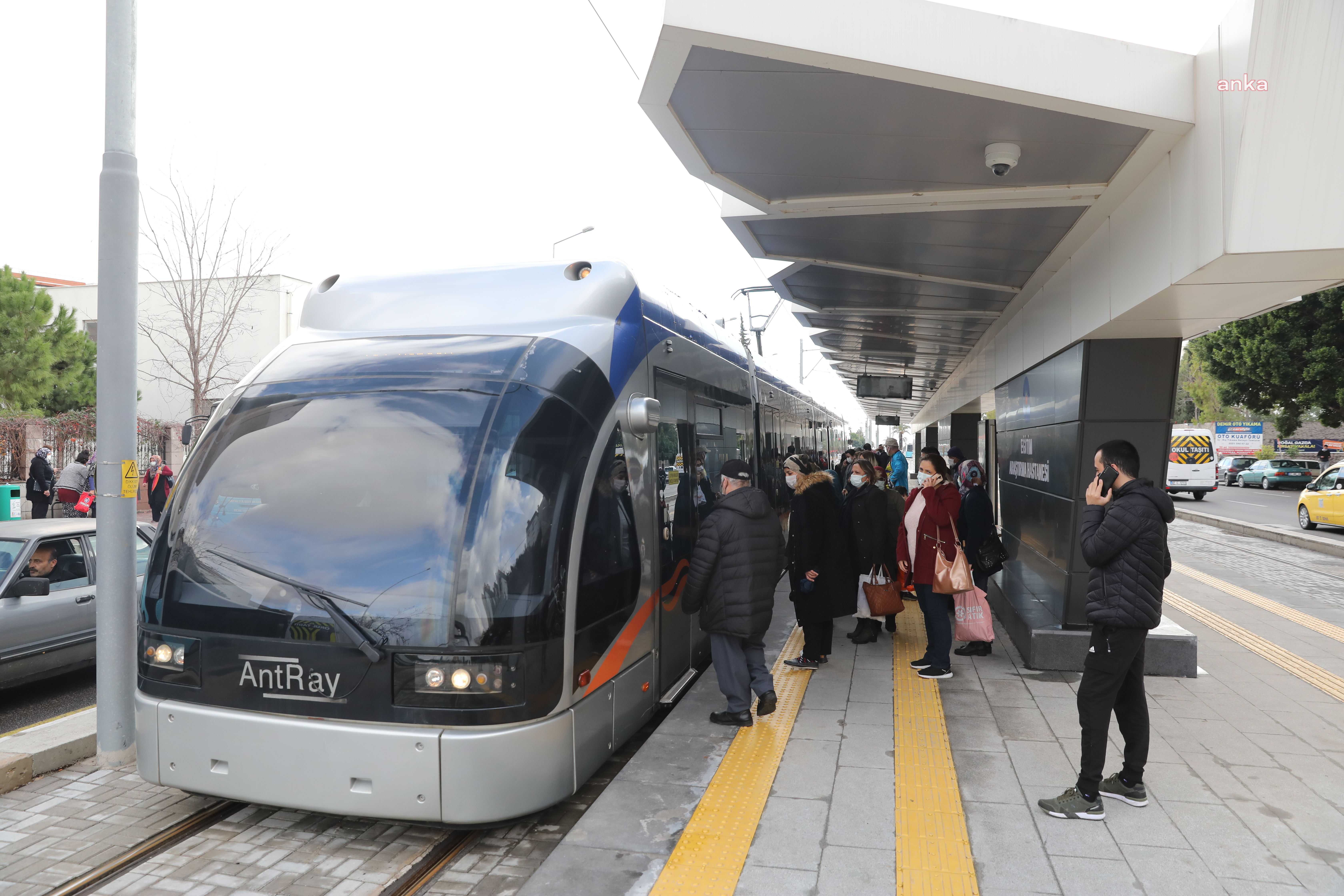 ANTALYA'DA VARSAK-MÜZE HATTI 2 AYDA 892 BİN YOLCU TAŞIDI
