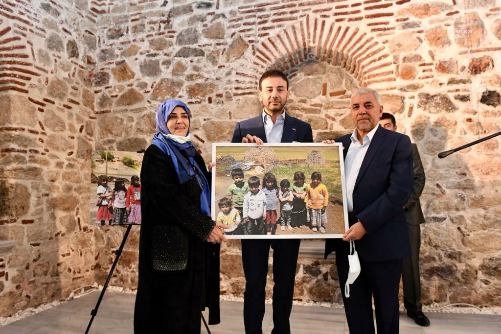 "MUTFAKSIZ KADINLAR" SERGİSİ, BEŞİKTAŞ’TA ZİYARETÇİLERİYLE BULUŞTU