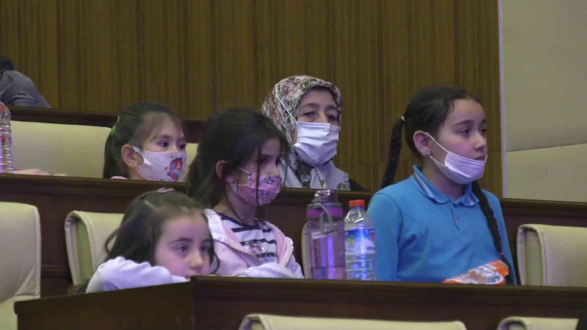 ANKARA BÜYÜKŞEHİR BELEDİYESİ ÇOCUKLARA ÜCRETSİZ İNGİLİZCE EĞİTİMİ VERECEK