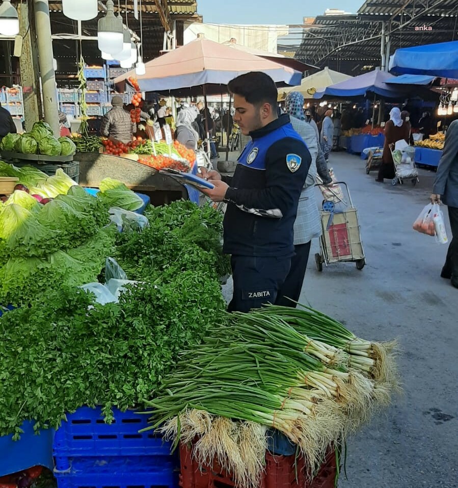 TURGUTLU ZABITASINDAN PAZARTESİ PAZARI'NDA DENETİM