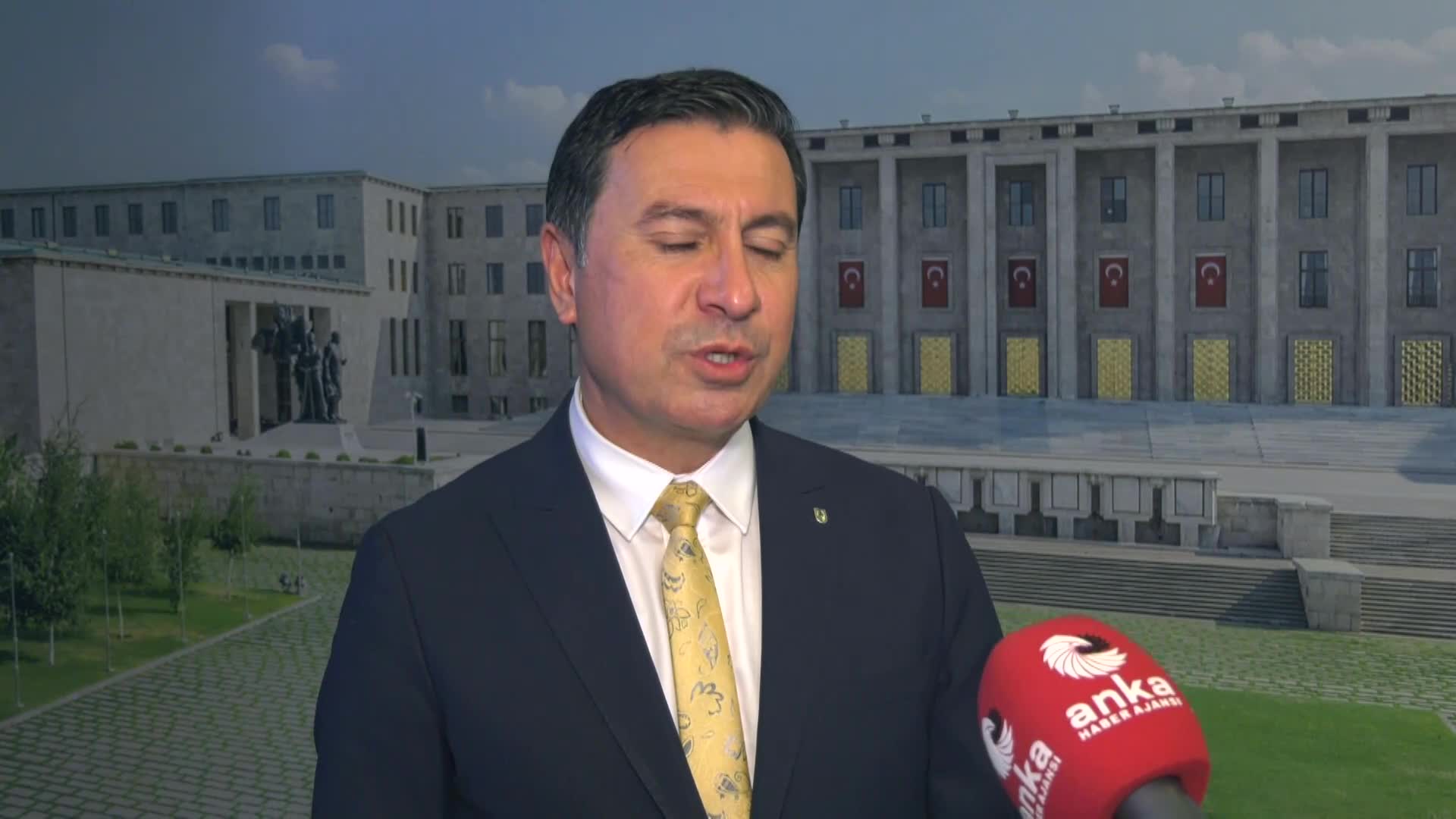 BODRUM BELEDİYE BAŞKANI ARAS: “ULAŞIM SIKINTIMIZ VAR. MADEM HÜKÜMET ÇOK DESTEK VERMİYOR, BİZ KURALIM BİR HAVAYOLU, FİZİBİLİTESİNİ YAPIYORUZ”