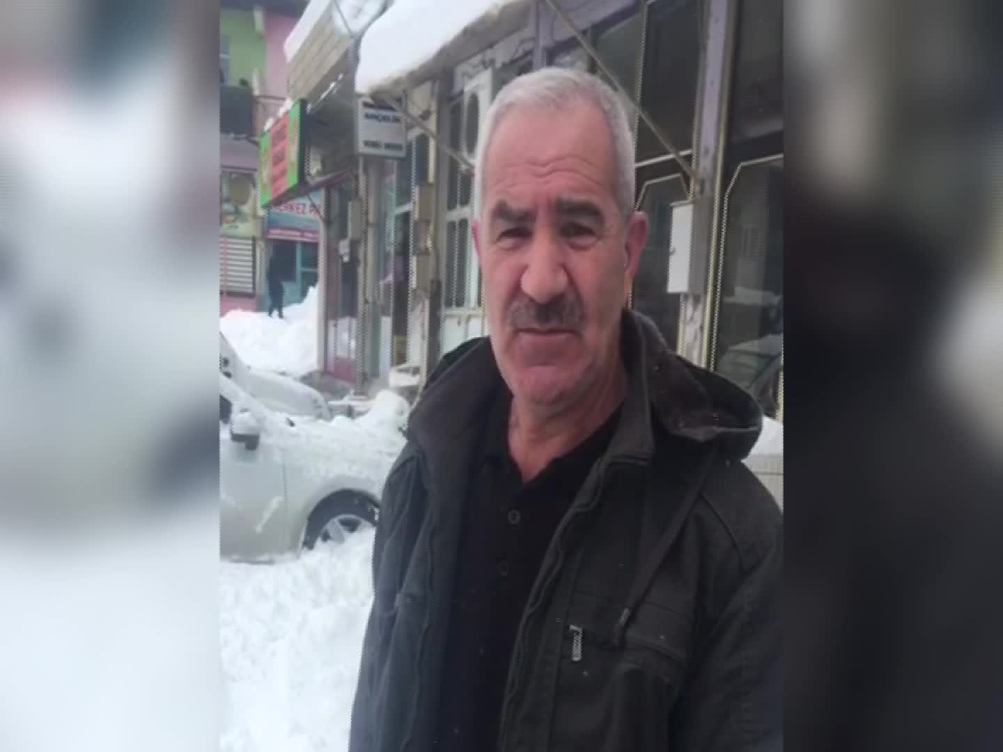 ADIYAMAN ÇELİKHAN'DA KAR YAĞDI YOLLAR KAPANDI DOĞAL GAZ TAŞINAMADI. VATANDAŞ: "SOĞUKTAN DONUYORUZ"