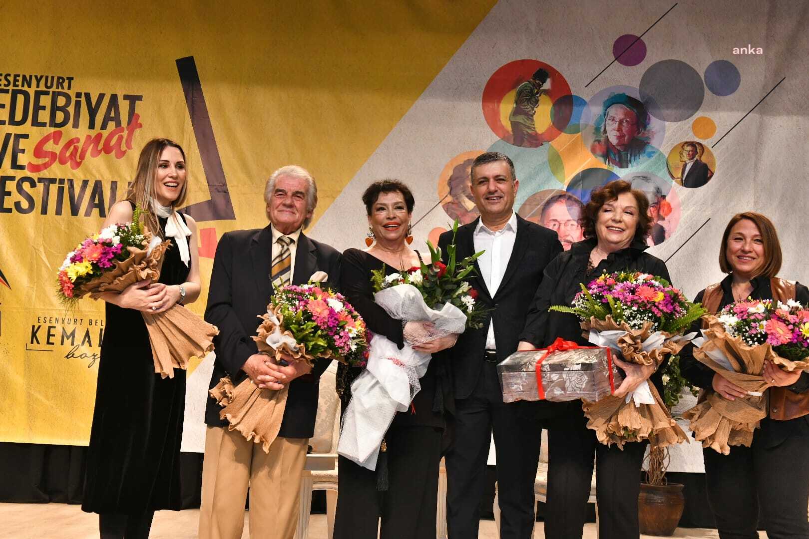 YEŞİLÇAM YILDIZLARININ ANILARI, ESENYURT’TA CANLANDI