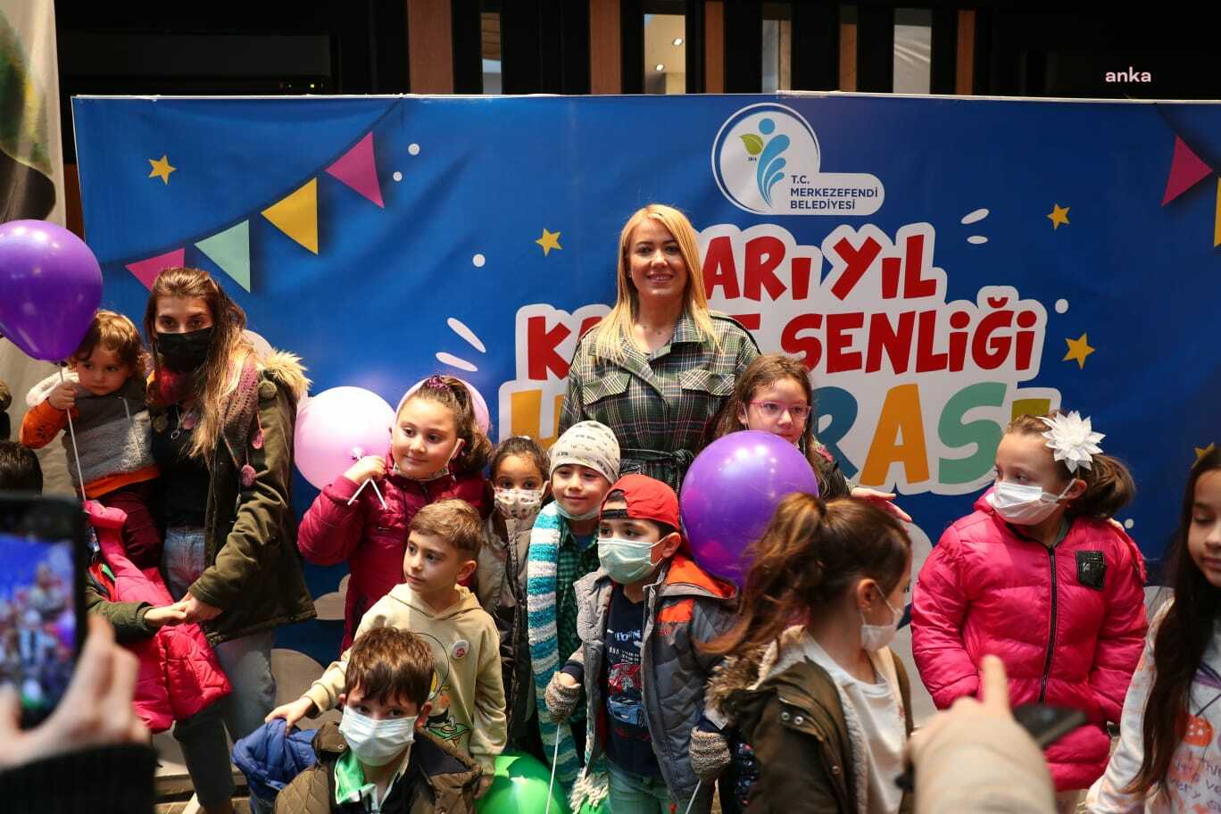 MERKEZEFENDİ BELEDİYESİ'NİN YARIYIL KARNE ŞENLİĞİ’NE MİNİKLERDEN YOĞUN İLGİ