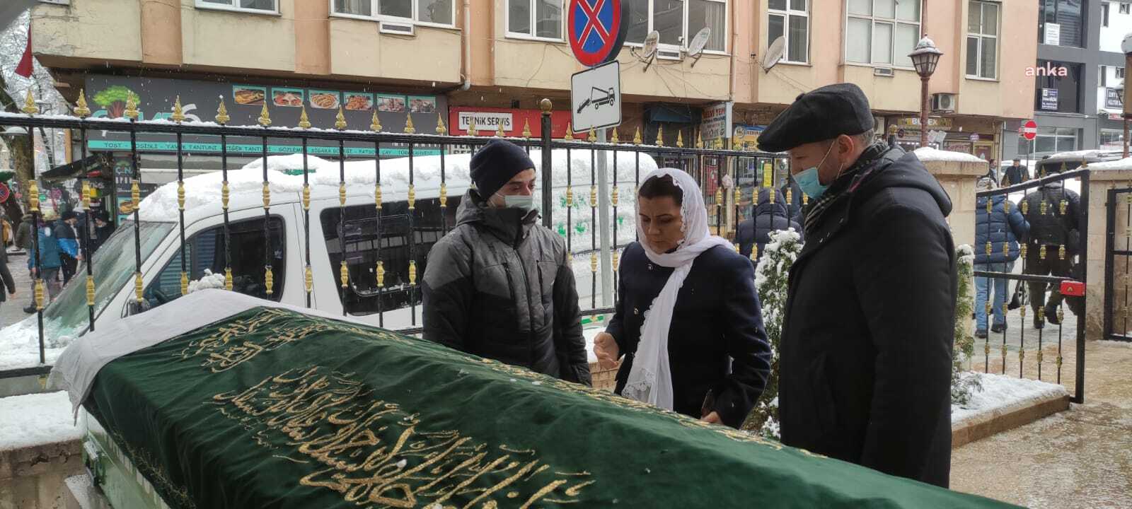 İZMİT BELEDİYE BAŞKANI HÜRRİYET, YILDIZ AİLESİ’NİN ÜZÜNTÜSÜNÜ PAYLAŞTI