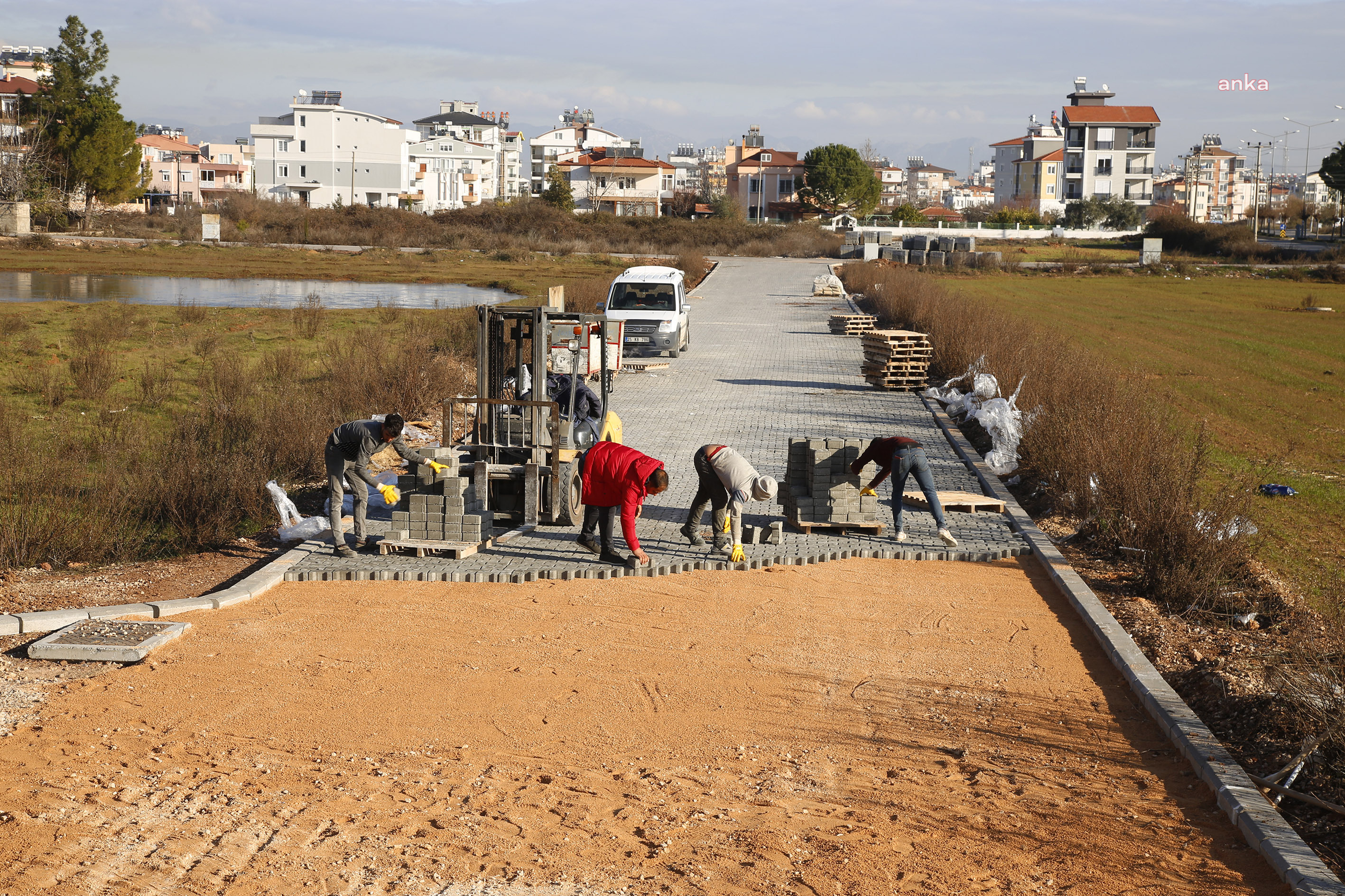 DÖŞEMEALTI'NDA PARKESİZ YOL KALMAYACAK