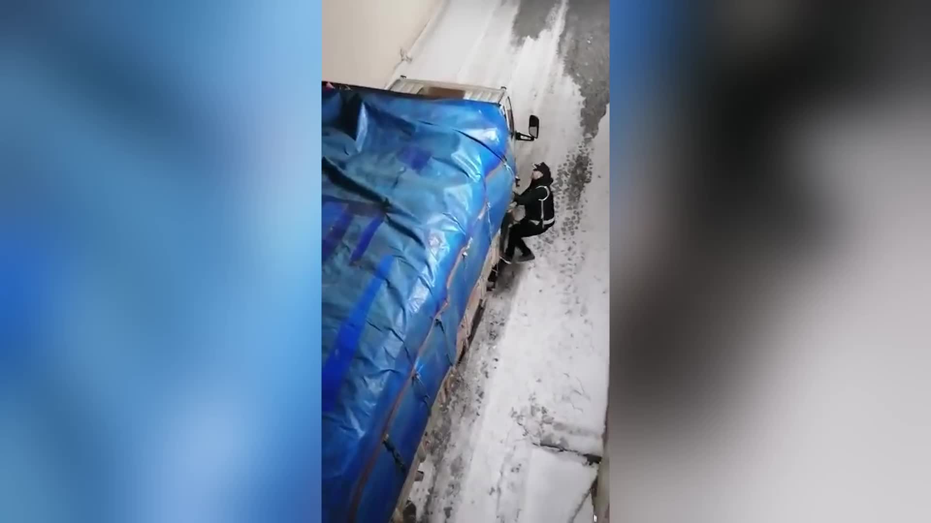 NİĞDE'DE KAÇAKÇILIK OPERASYONU: 9 MİLYON MAKARON ELE GEÇİRİLDİ