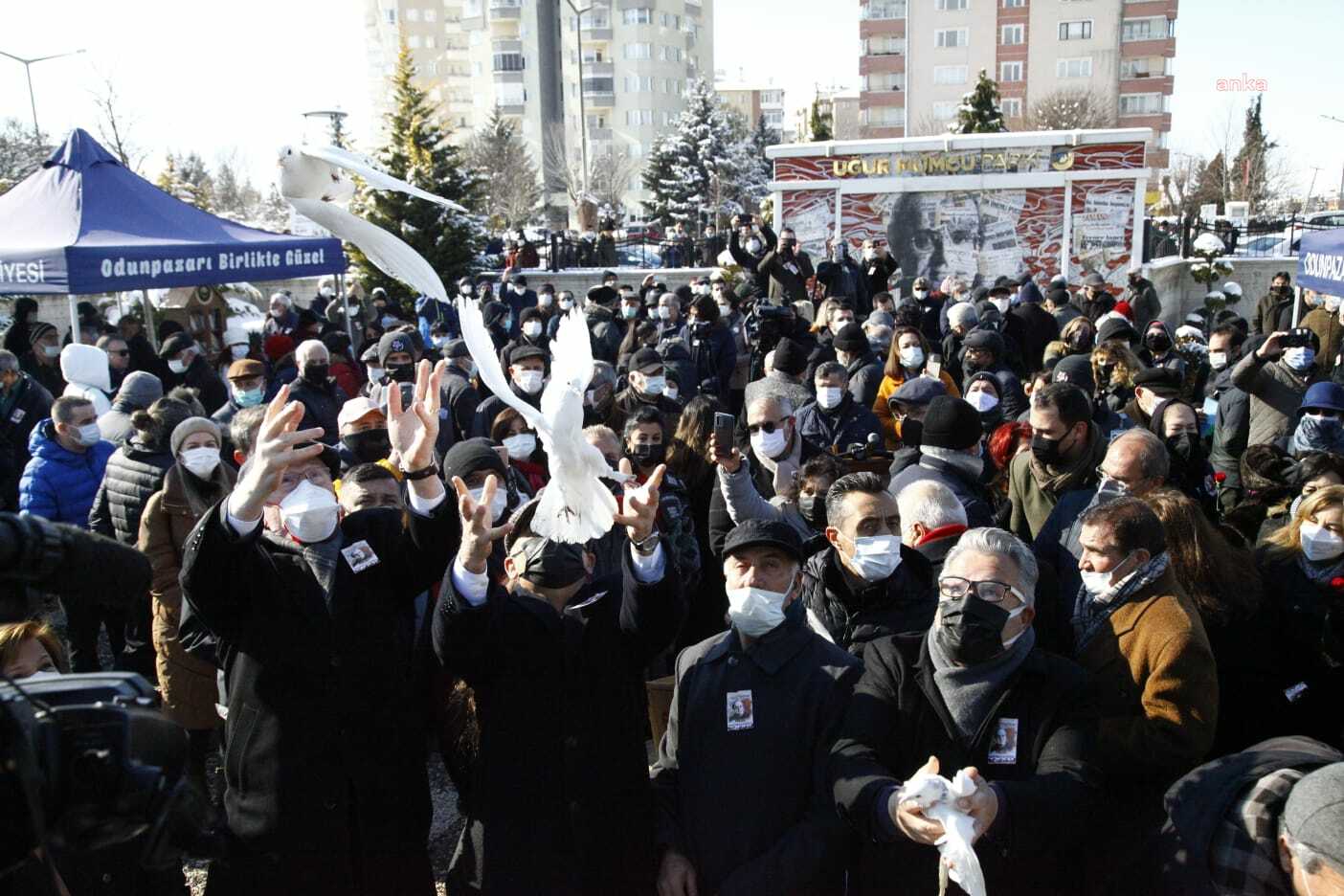 UĞUR MUMCU, ODUNPAZARI'NDA ANILDI