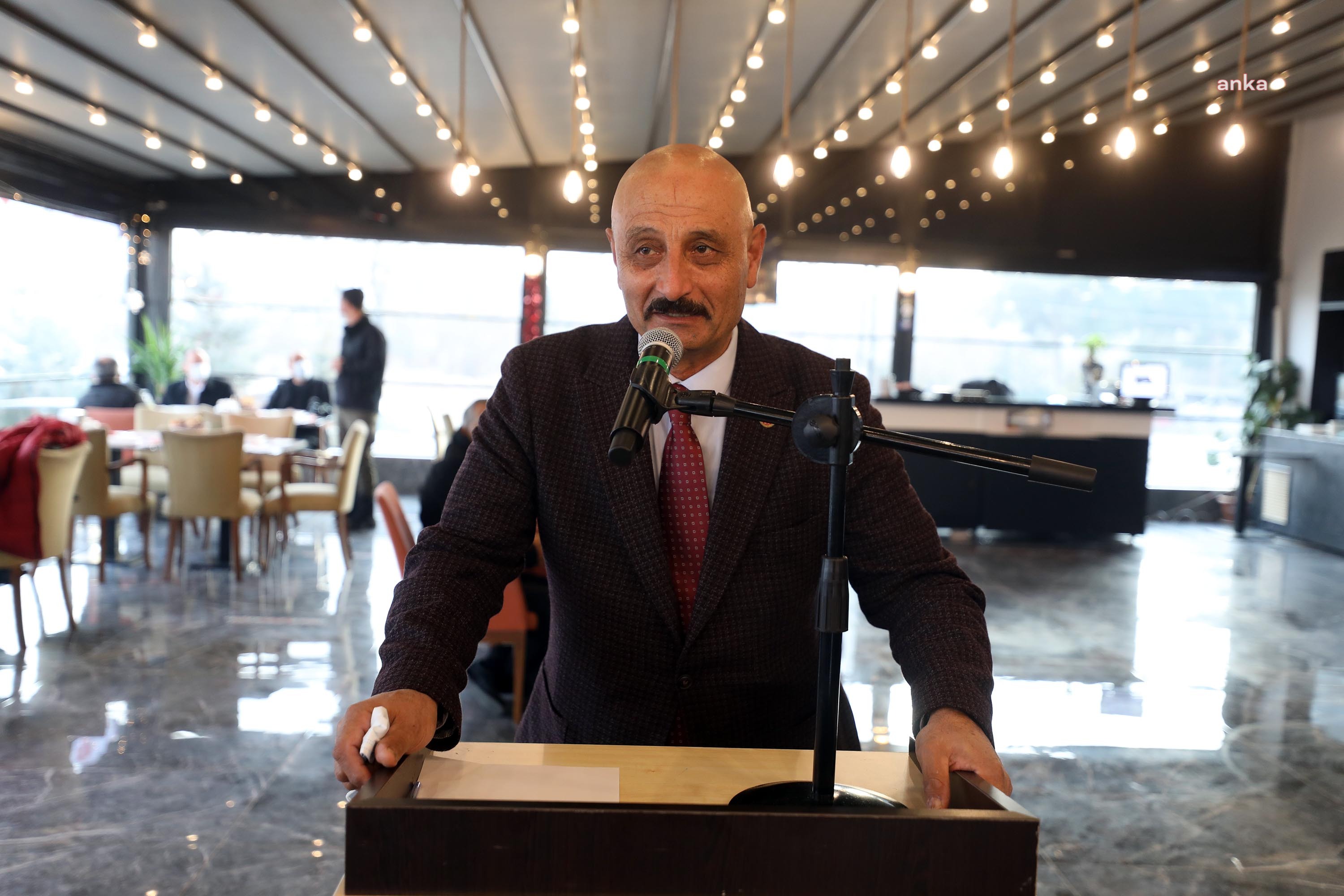 YENİMAHALLE BELEDİYE BAŞKANI FETHİ YAŞAR MUHTARLARLA BİR ARAYA GELDİ