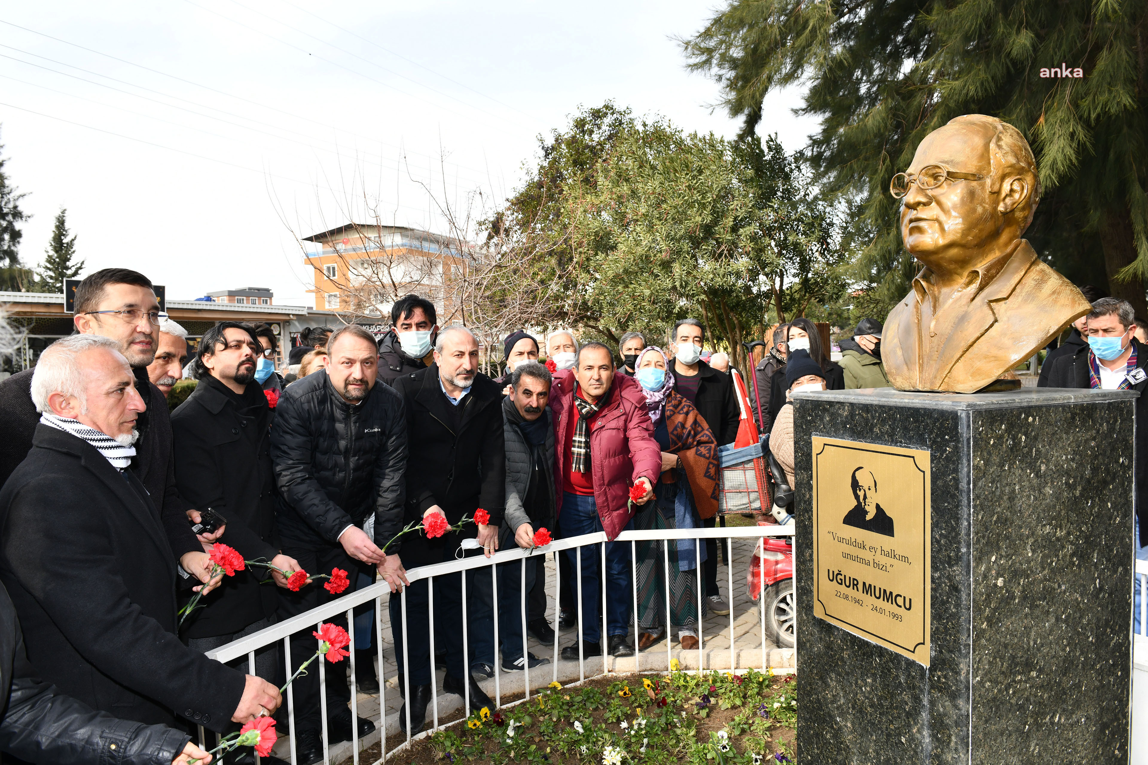 UĞUR MUMCU VEFATININ 29. YILINDA ÇİĞLİ’DE ŞİİRLERLE ANILDI