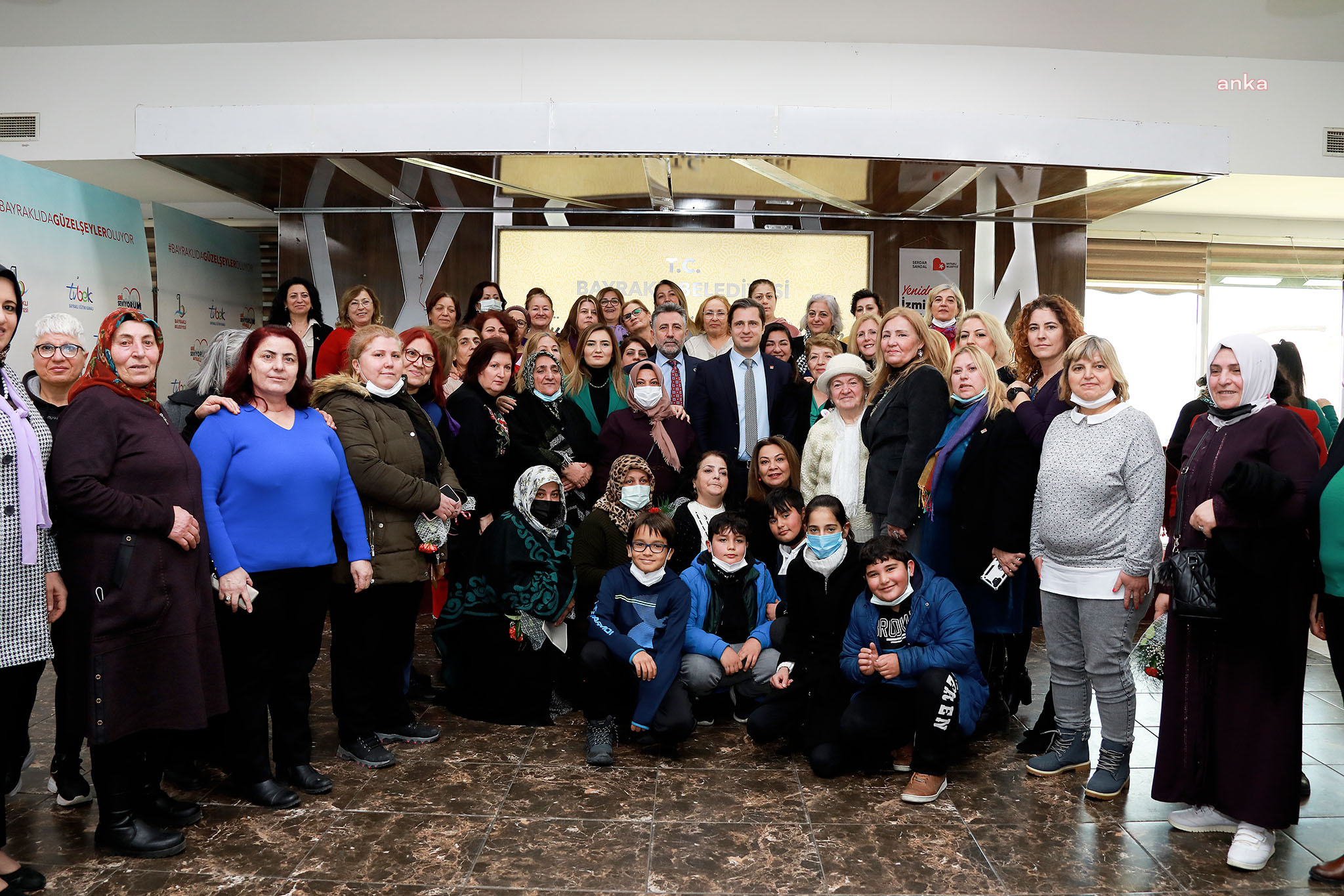"DEMOKRAT KADINLAR" BAYRAKLI’DA BULUŞTU