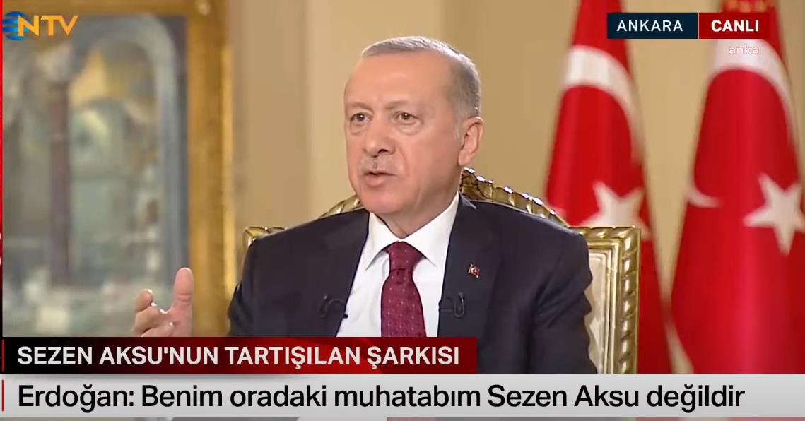 ERDOĞAN: “BENİM ÇAMLICA CAMİİ'NDEKİ SÖZLERİMİN MUHATABI SEZEN AKSU DEĞİLDİR”