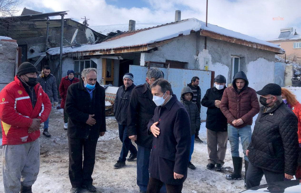 AHMET ATAÇ’TAN AĞILI YANAN ÇİFTÇİYE ZİYARET