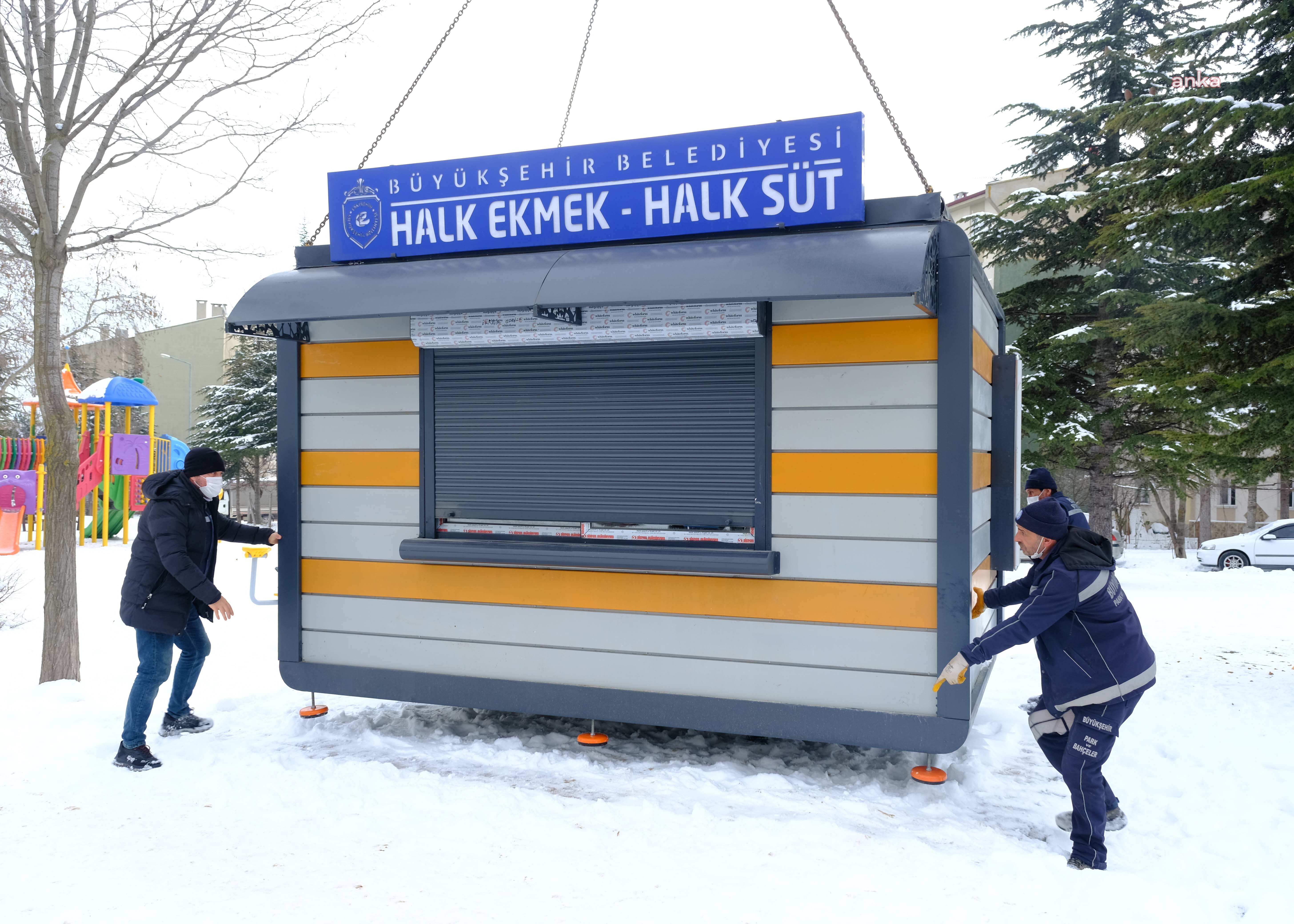 ESKİŞEHİR'DE HALK EKMEK BÜFELERİ YENİLENİYOR
