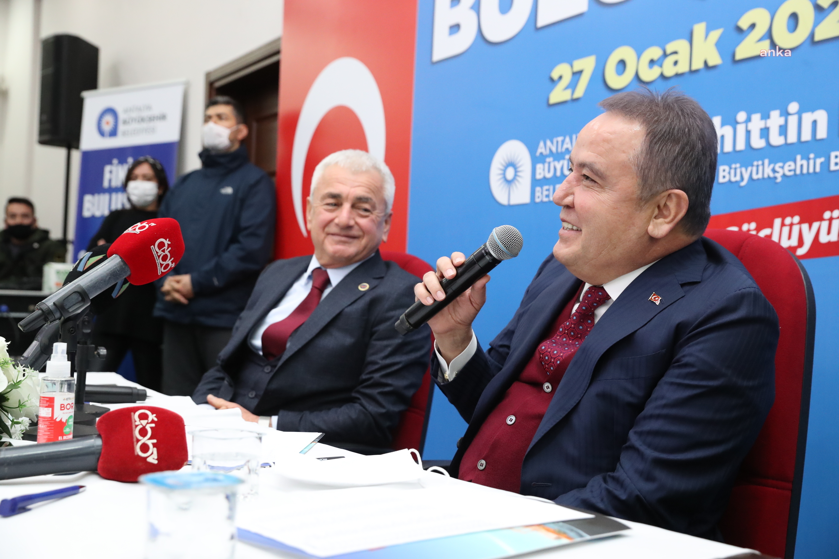 BAŞKAN MUHİTTİN BÖCEK'TEN FİNİKE’YE CUMHURİYET MEYDANI MÜJDESİ