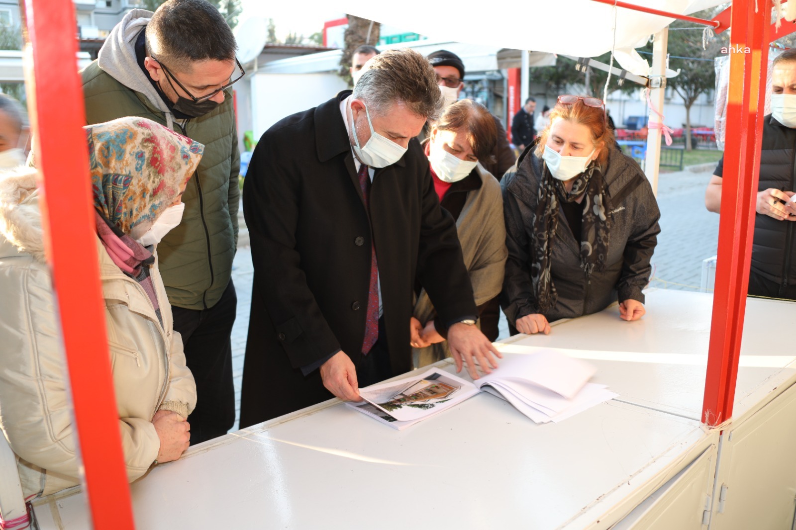 BAYRAKLILI KADINLARA MÜJDE: ÜRETİCİ STANTLARININ SAYISI 43’E YÜKSELİYOR