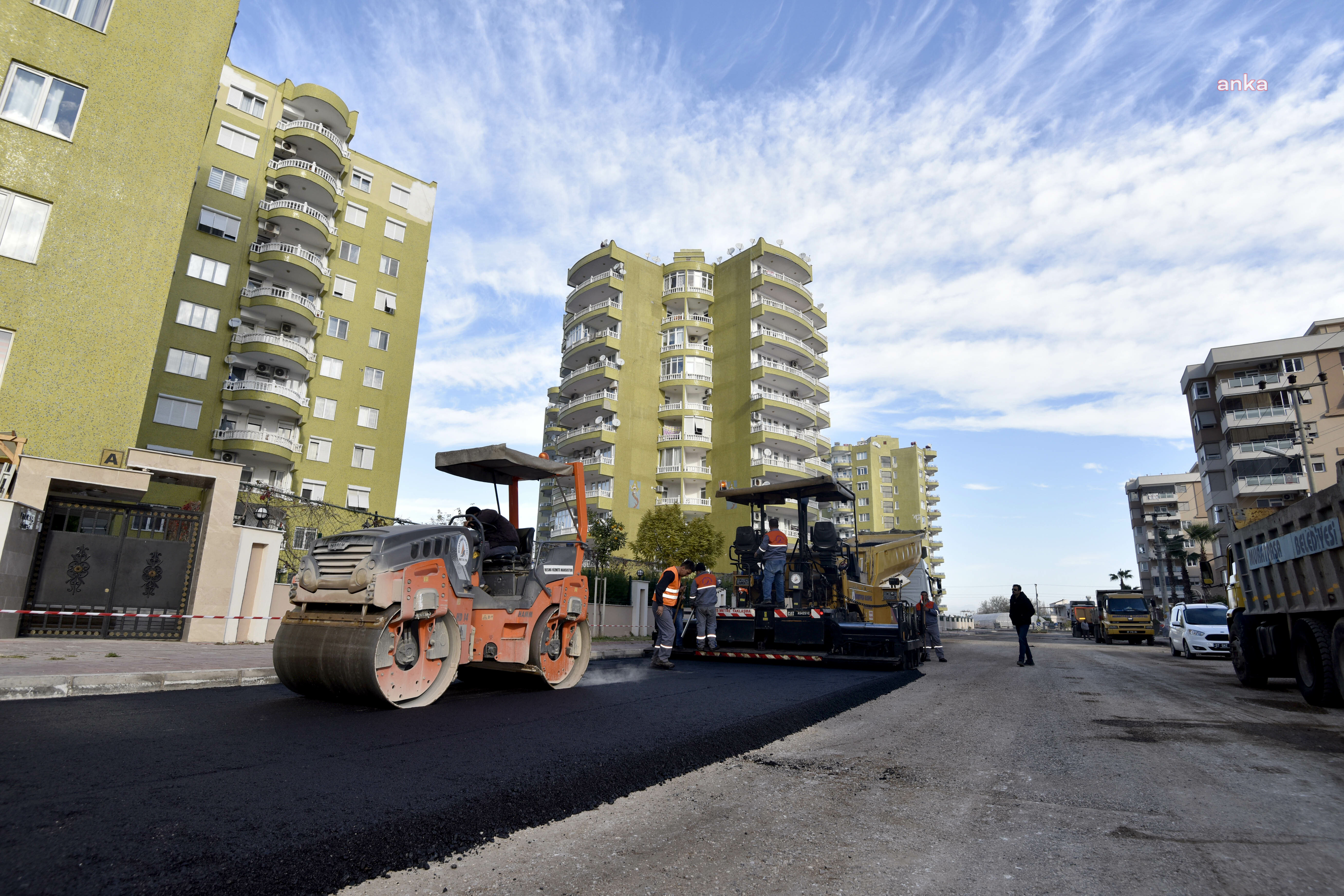 MURATPAŞA BELEDİYESİ'NDEN 8 YILDA 400 KİLOMETRE ASFALT