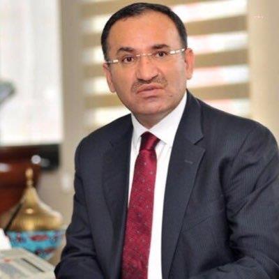 ADALET BAKANI ABDÜLHAMİT GÜL İSTİFA ETTİ, YERİNE BEKİR BOZDAĞ ATANDI