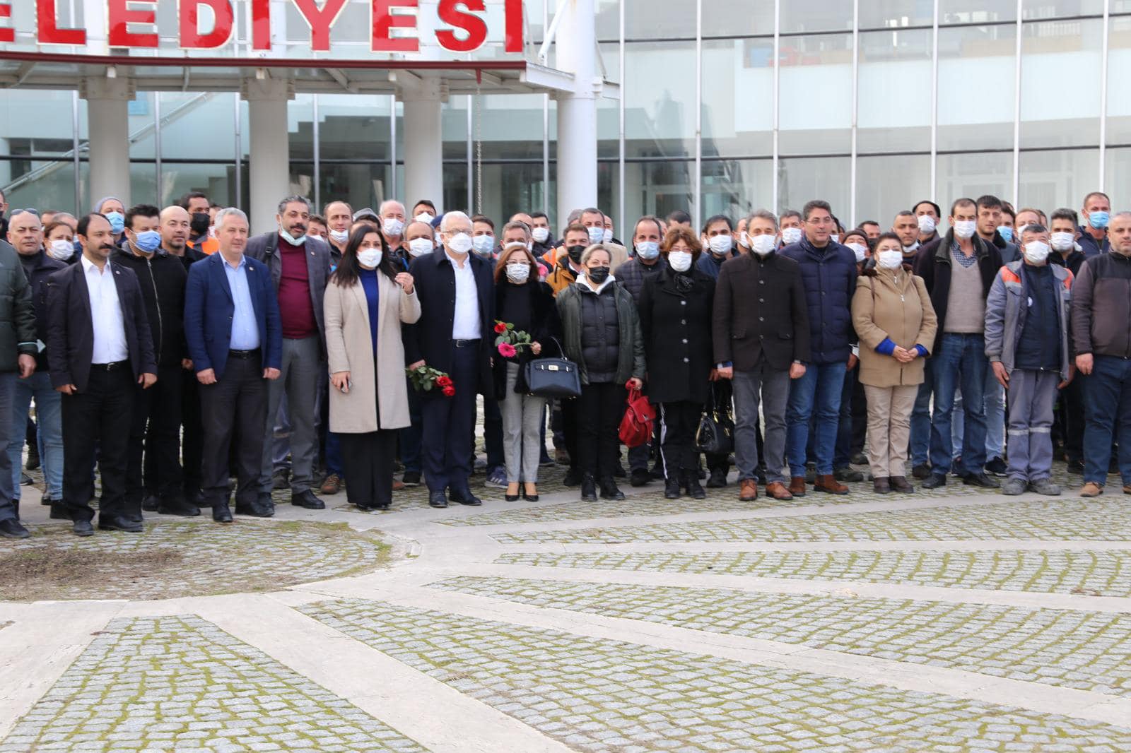 BURHANİYE BELEDİYESİ'NDE EN DÜŞÜK MAAŞ 5 BİN 650 TL OLDU