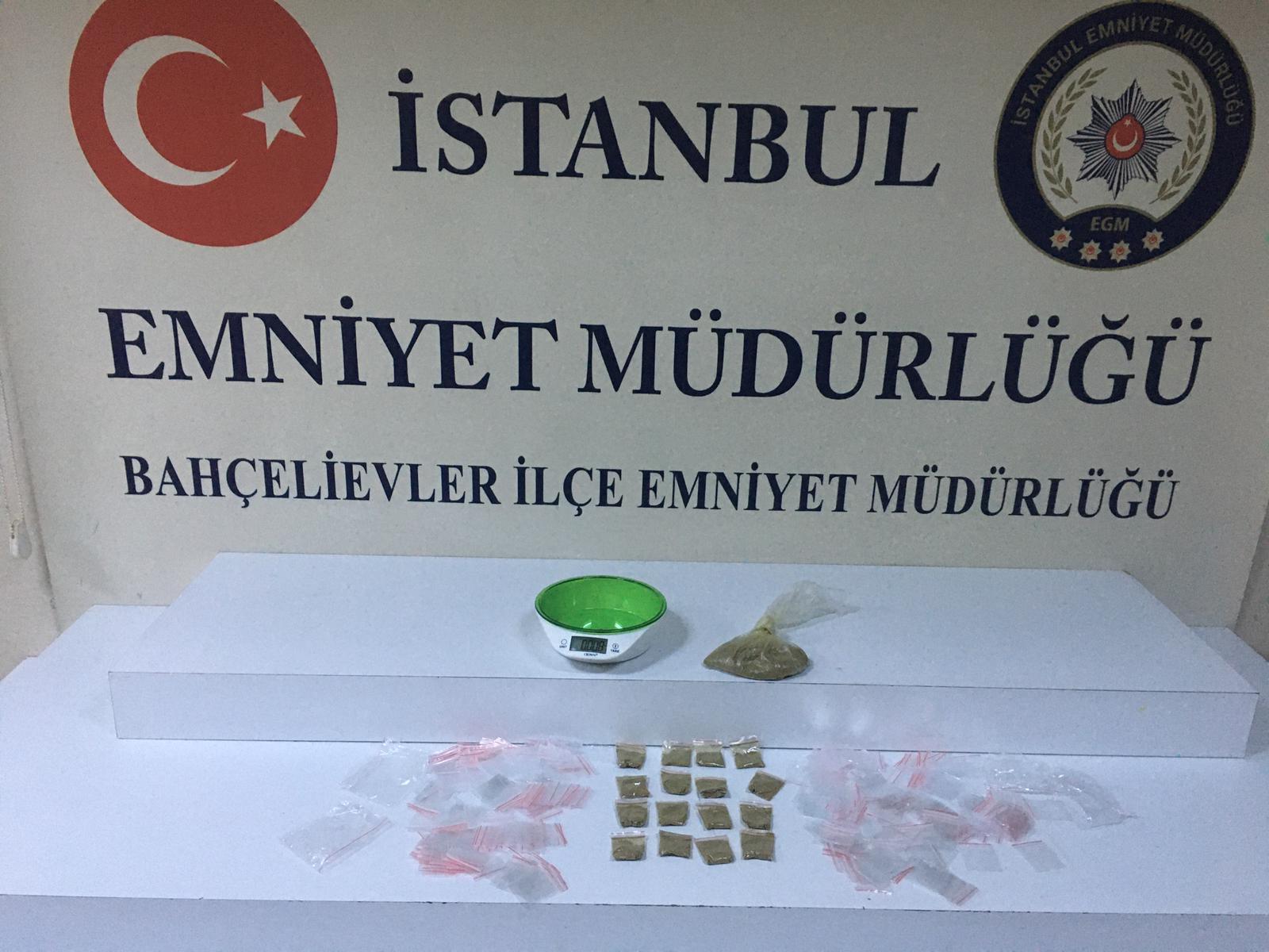 UYUŞTURUCU SATTIKLARI ÖNE SÜRÜLEN 2 ŞÜPHELİ YAKALANDI