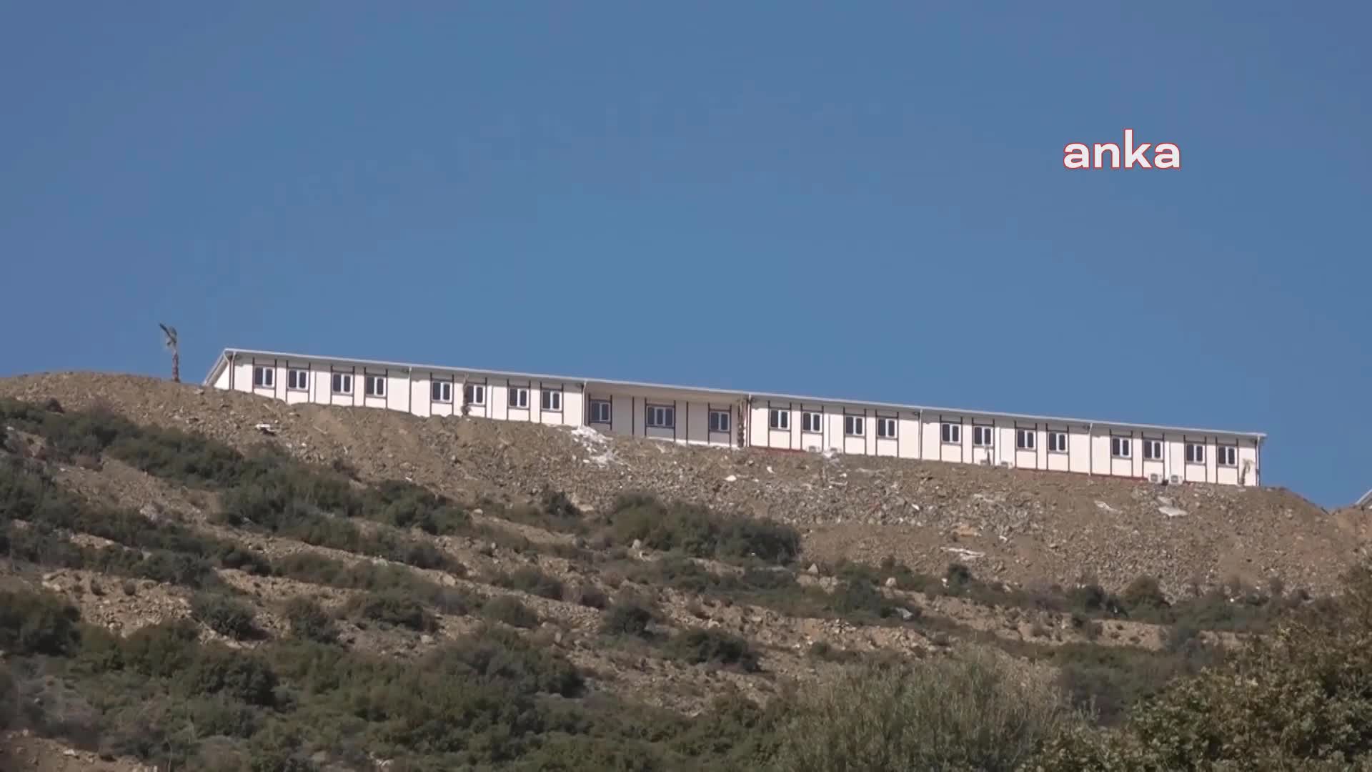 İZMİR'DE ÜNİVERSİTE KAMPÜSÜNE TOKİ PLANINA YARGI FRENİ