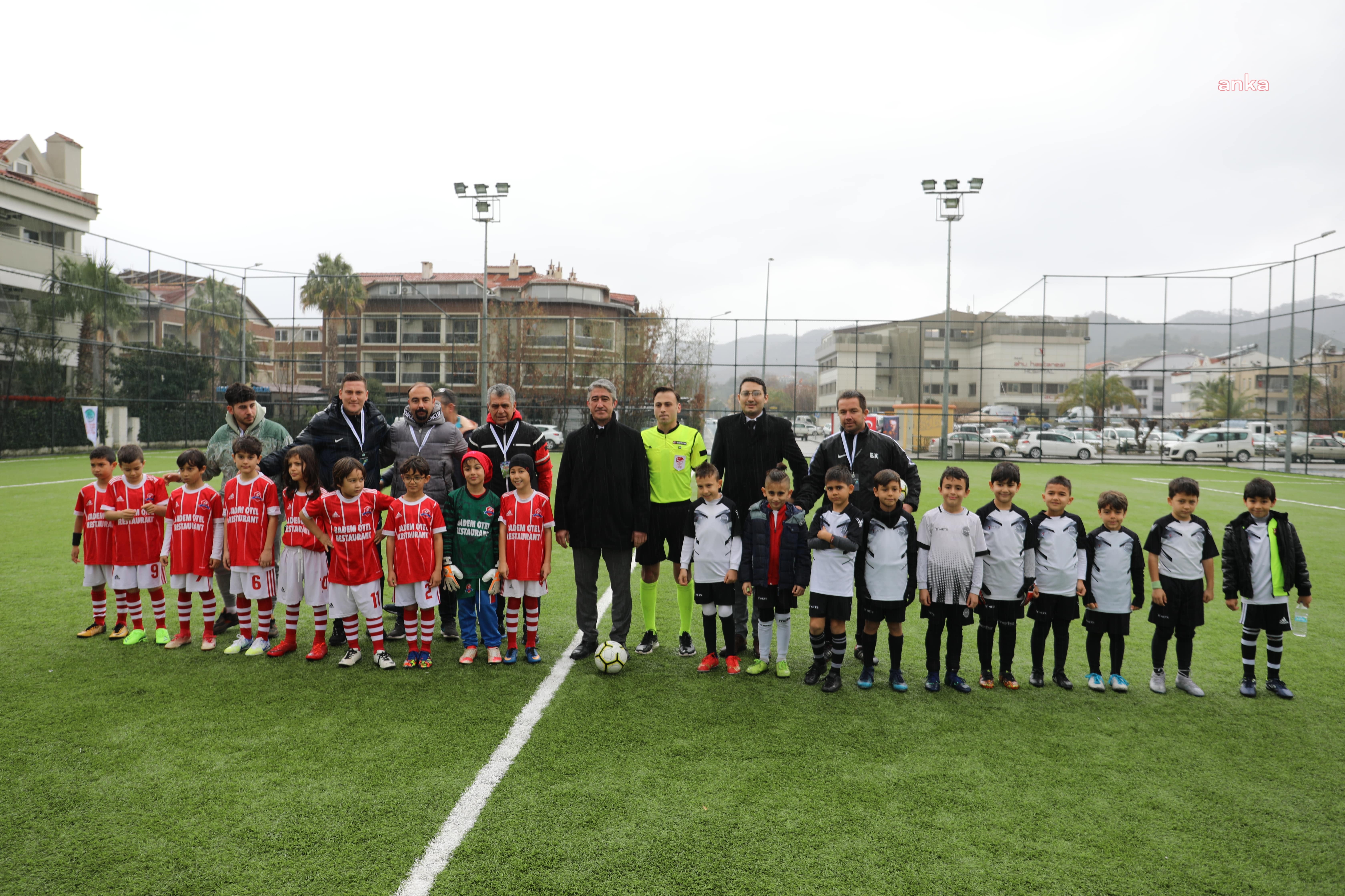 MİNİK FUTBOLCULAR MARMARİS’TE