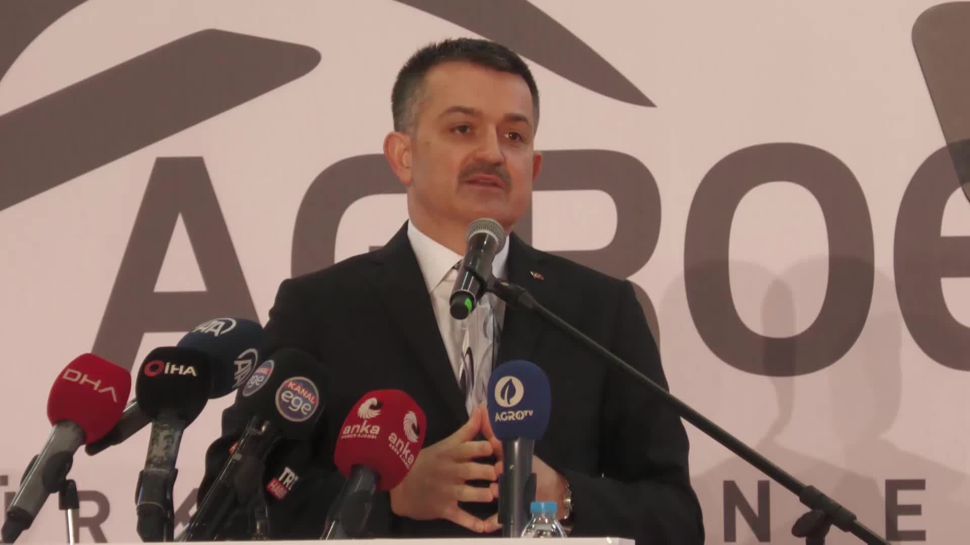BAKAN PAKDEMİRLİ: "ÜLKEMİZİ DÜNYANIN TARIMSAL ÜRETİM ÜSSÜ YAPMAK İÇİN ÇALIŞIYORUZ"