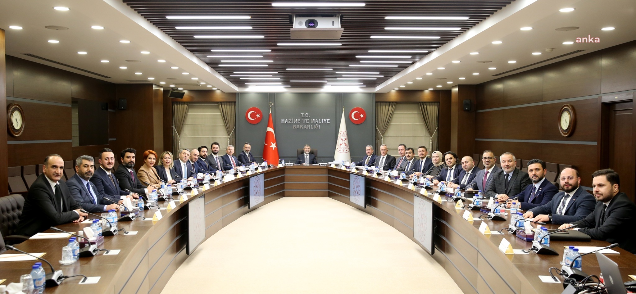 BAKAN NEBATİ ASKON HEYETİYLE GÖRÜŞTÜ