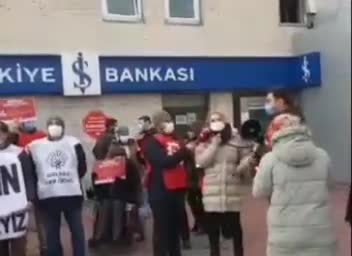 ANKARA'DA SAĞLIKÇILAR "BEYAZ NÖBET" EYLEMİNDE: "ALKIŞ DEĞİL, İNSAN ONURUNA YAKIŞIR ÇALIŞMA KOŞULLARI İSTİYORUZ"