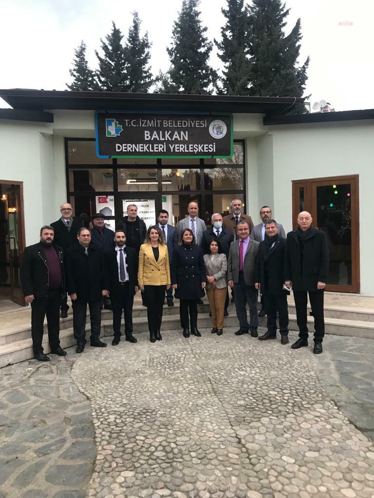 İZMİT BELEDİYESİ YÖNETİMİ HAFTALIK TOPLANTISINI BALKAN EVİ'NDE YAPTI