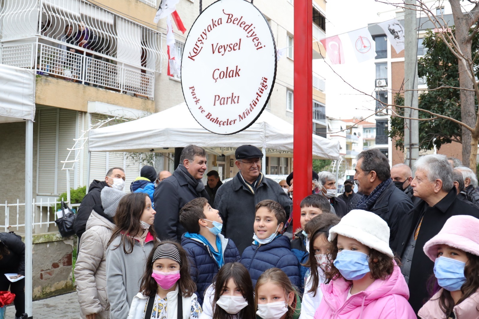 KARŞIYAKA'NIN İKİ ÖNEMLİ EDEBİYAT İNSANININ İSMİ İKİ PARKA VERİLDİ